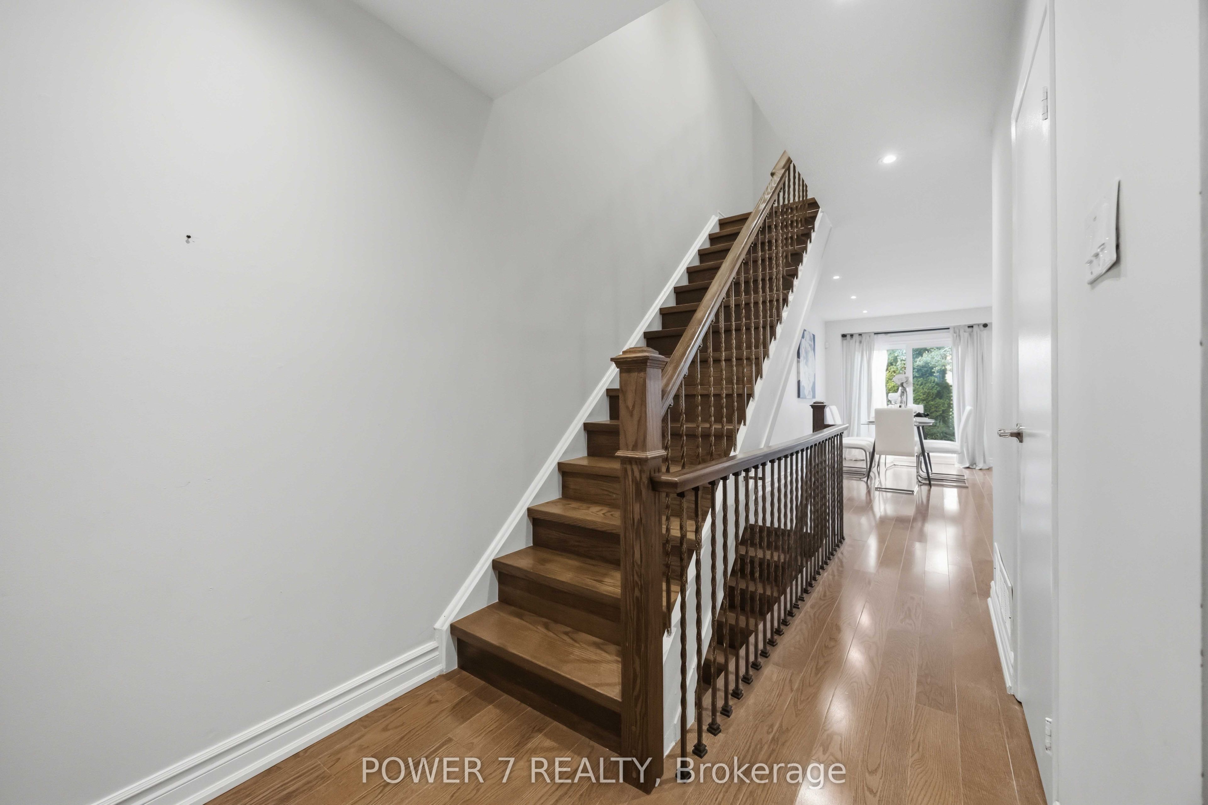 139 Carolbreen Square Property Photo 8