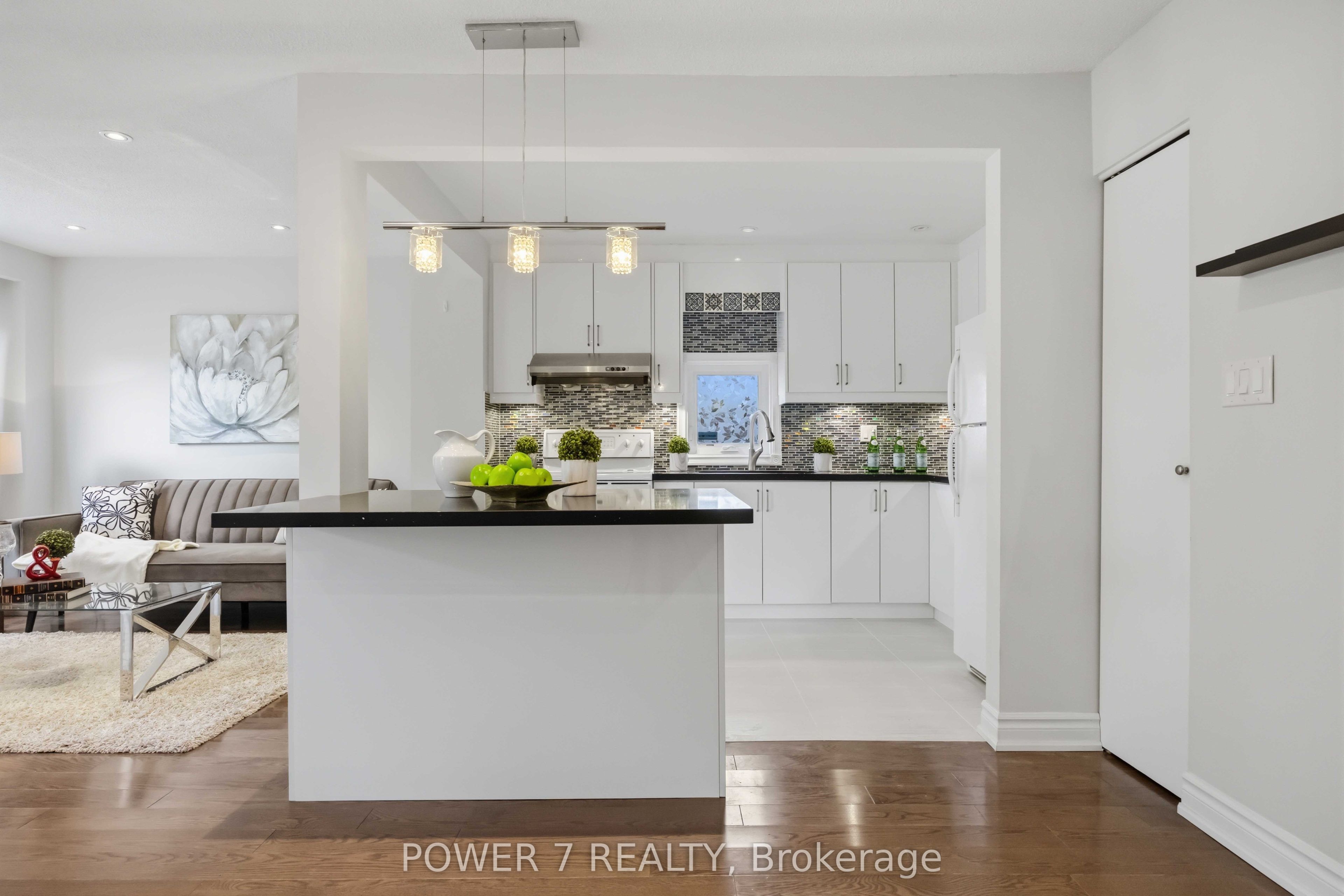 139 Carolbreen Square Property Photo 11