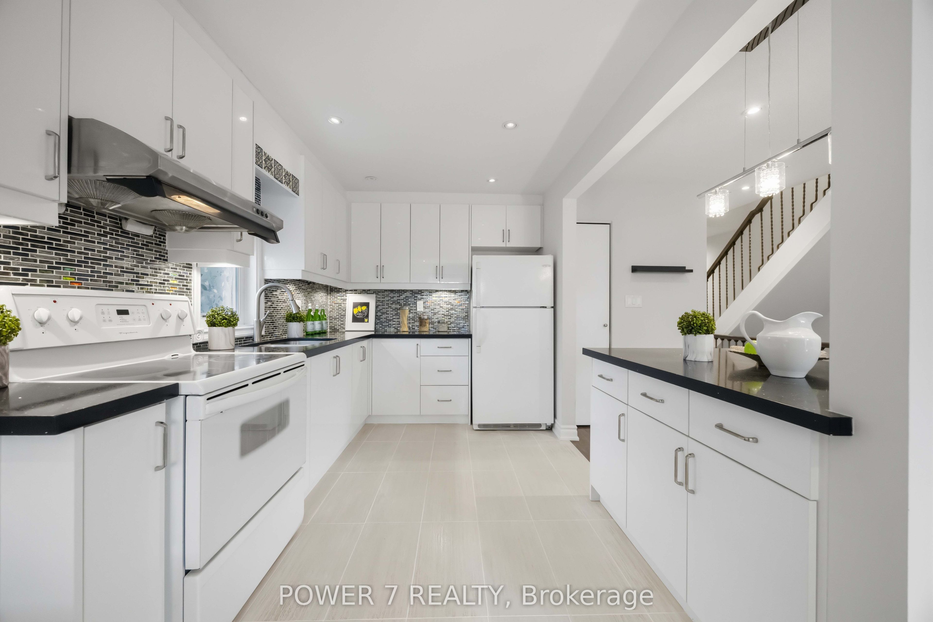 139 Carolbreen Square Property Photo 16