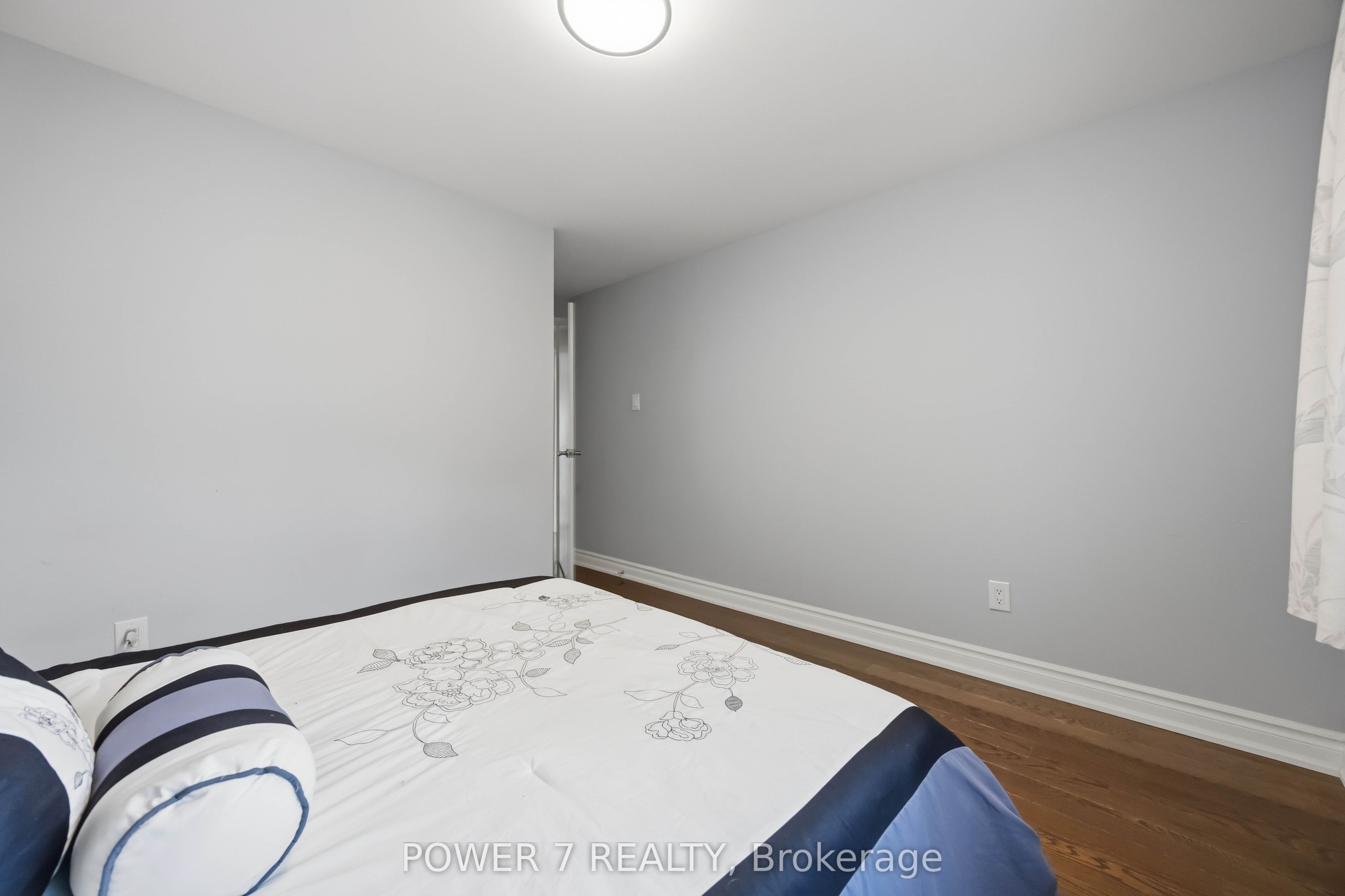 139 Carolbreen Square Property Photo 37