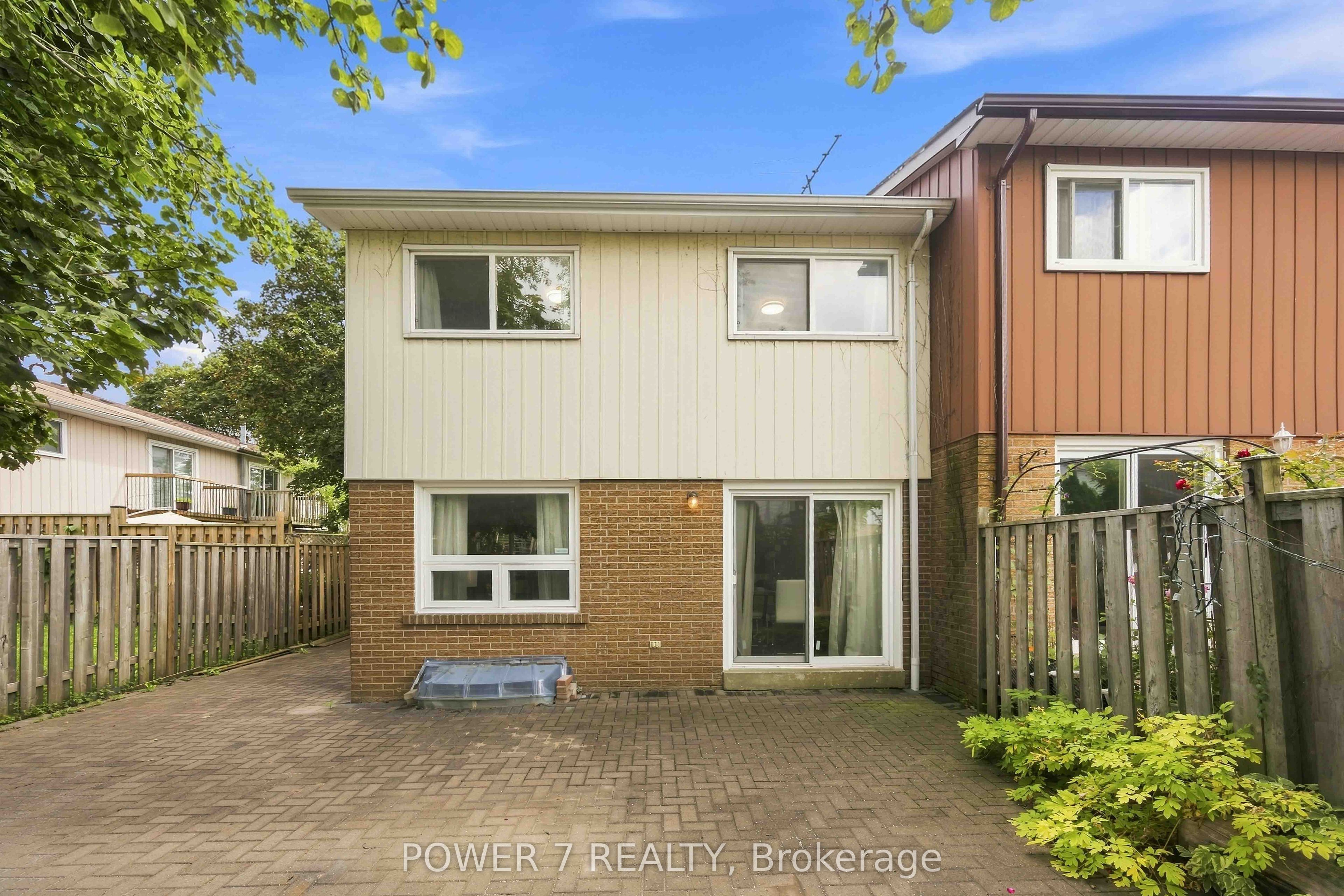 139 Carolbreen Square Property Photo 47