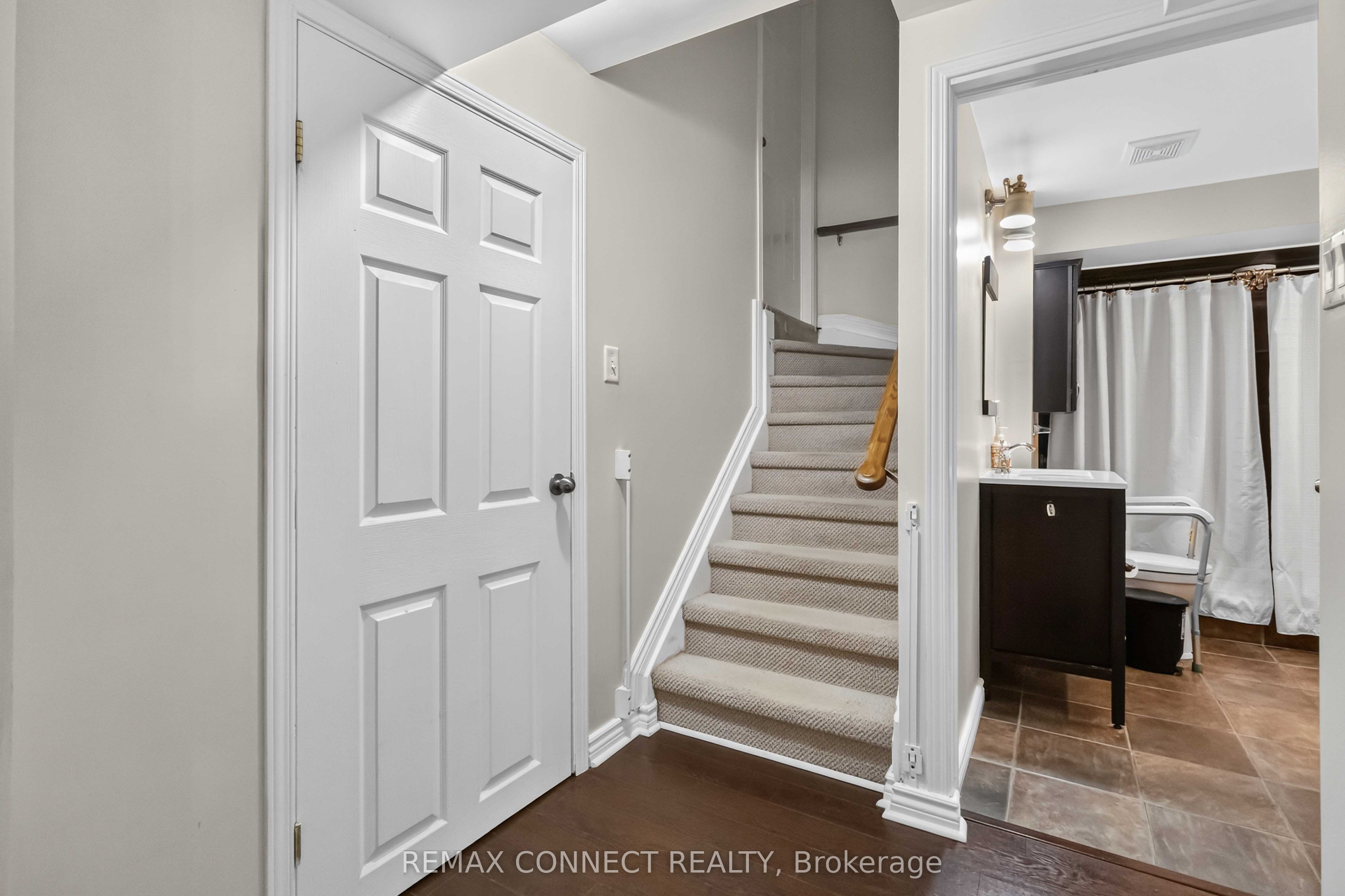 72 Warwick Avenue Property Photo 28
