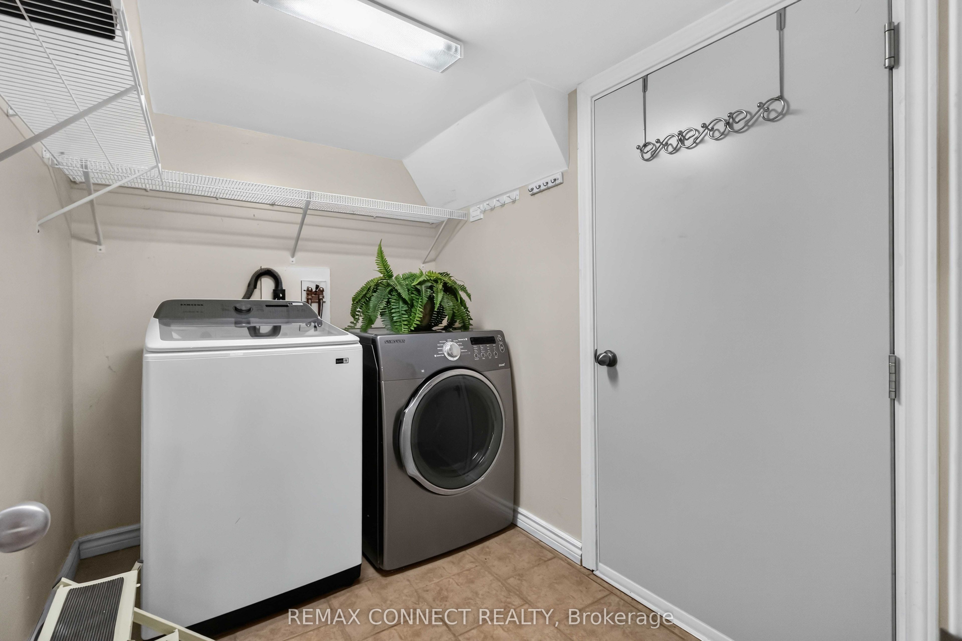 72 Warwick Avenue Property Photo 36