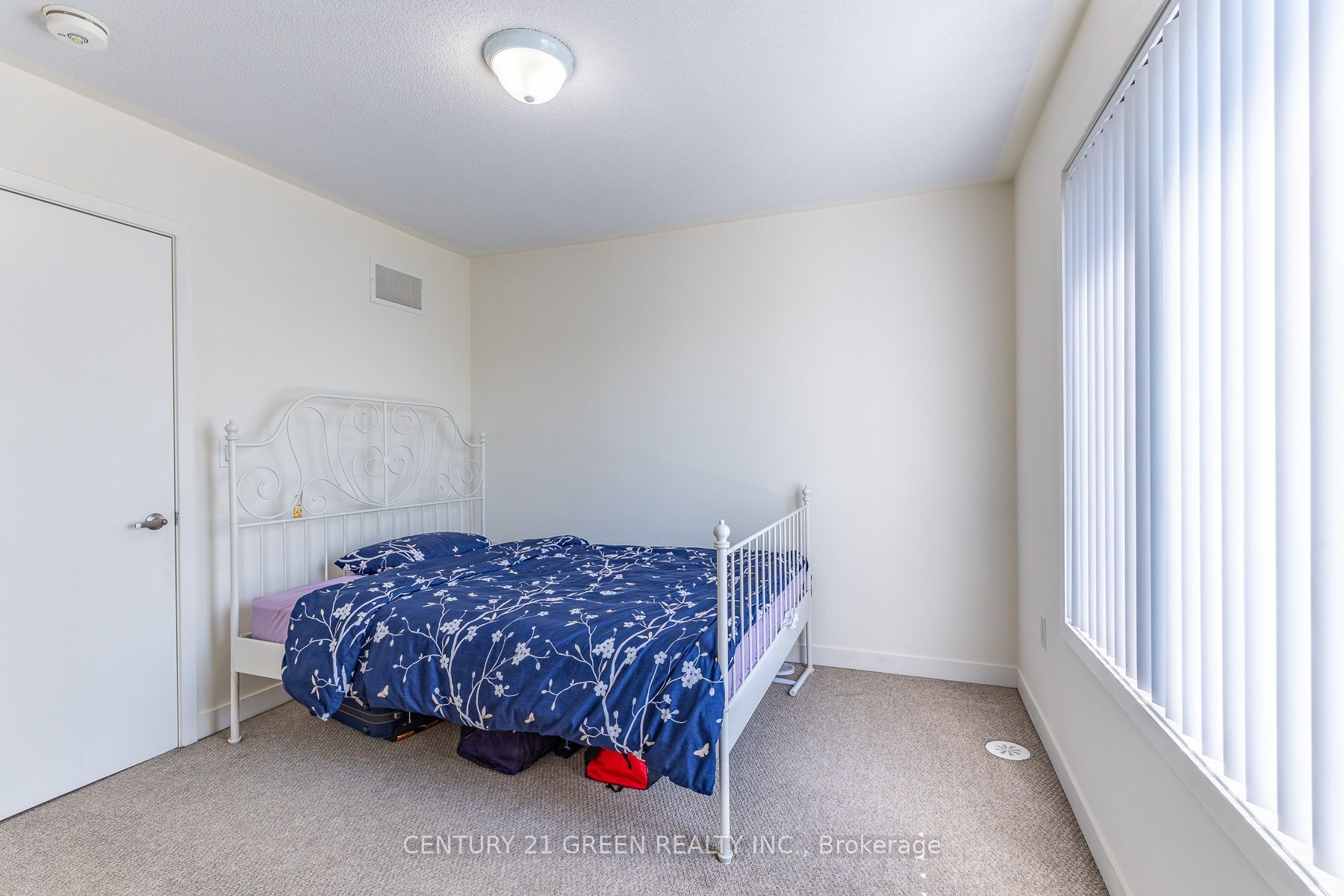 1525 Kingston Road 406 Property Photo 19