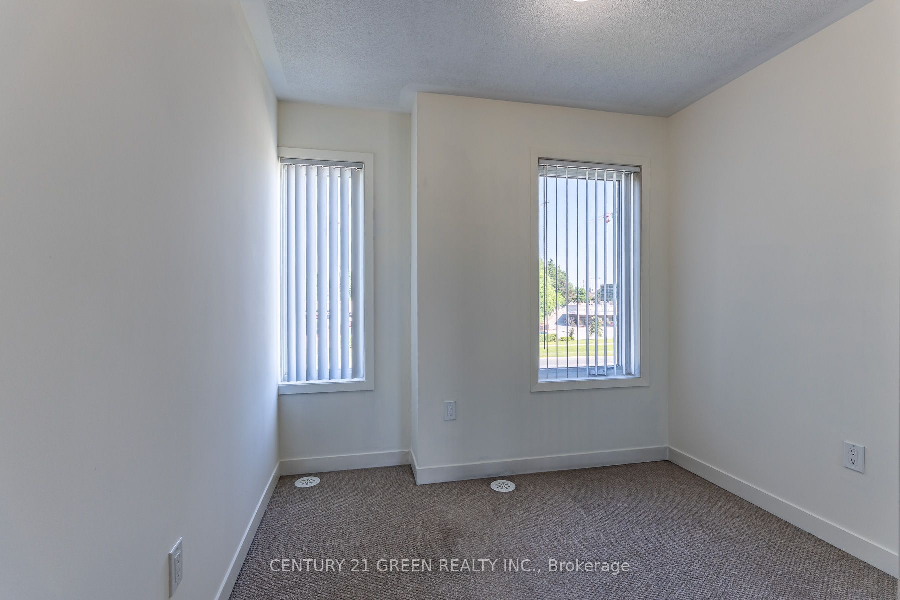 1525 Kingston Road 406 Property Photo 25