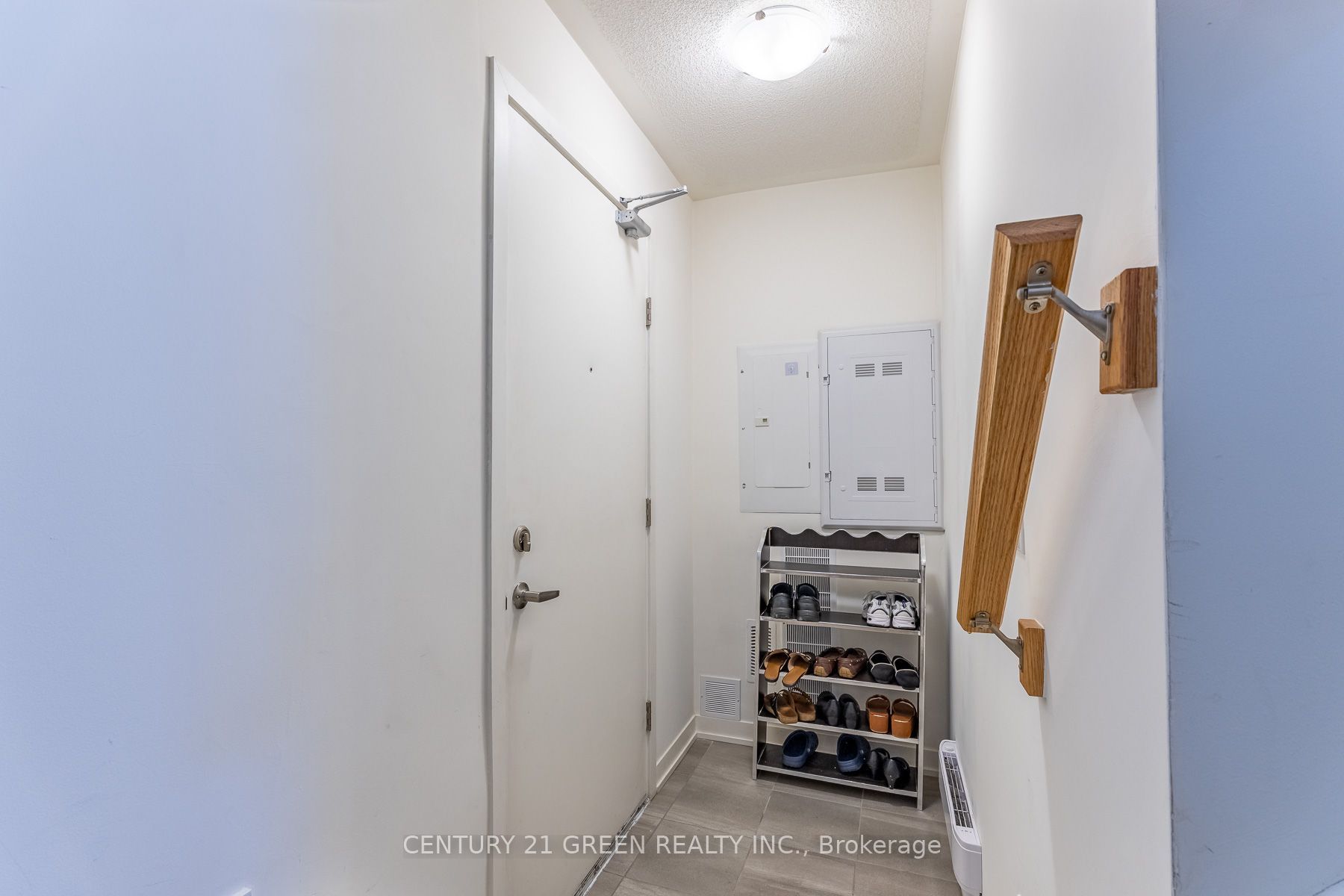 1525 Kingston Road 406 Property Photo 29