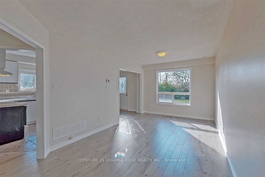 1566 Fieldgate Drive Property Photo 9