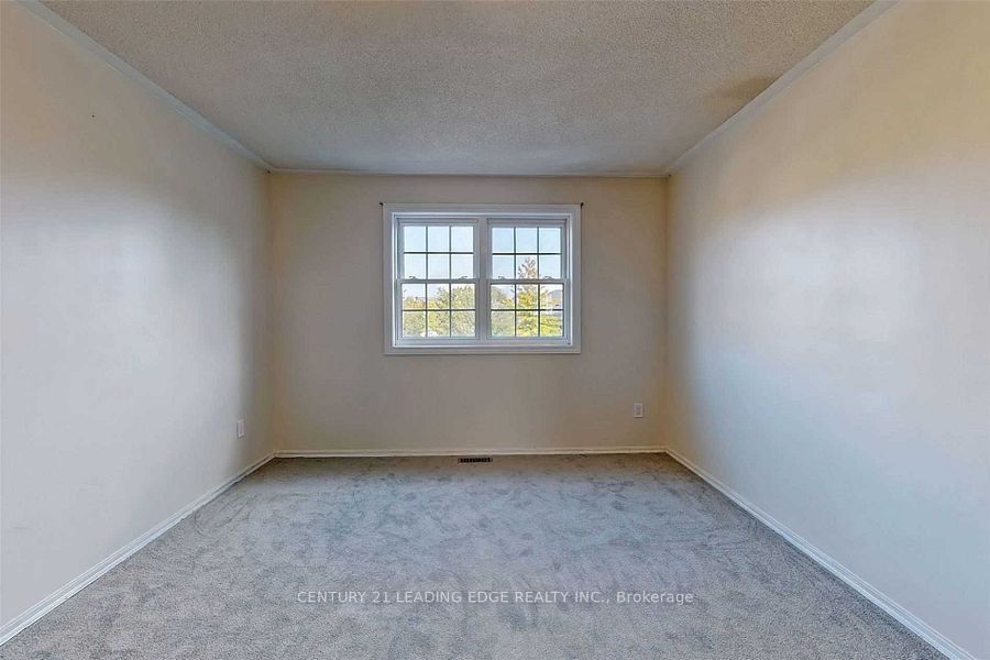 1566 Fieldgate Drive Property Photo 16