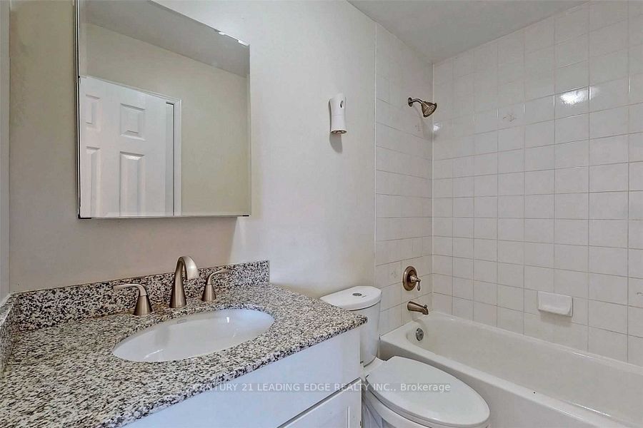 1566 Fieldgate Drive Property Photo 19