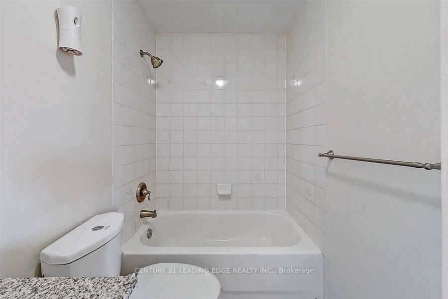 1566 Fieldgate Drive Property Photo 20