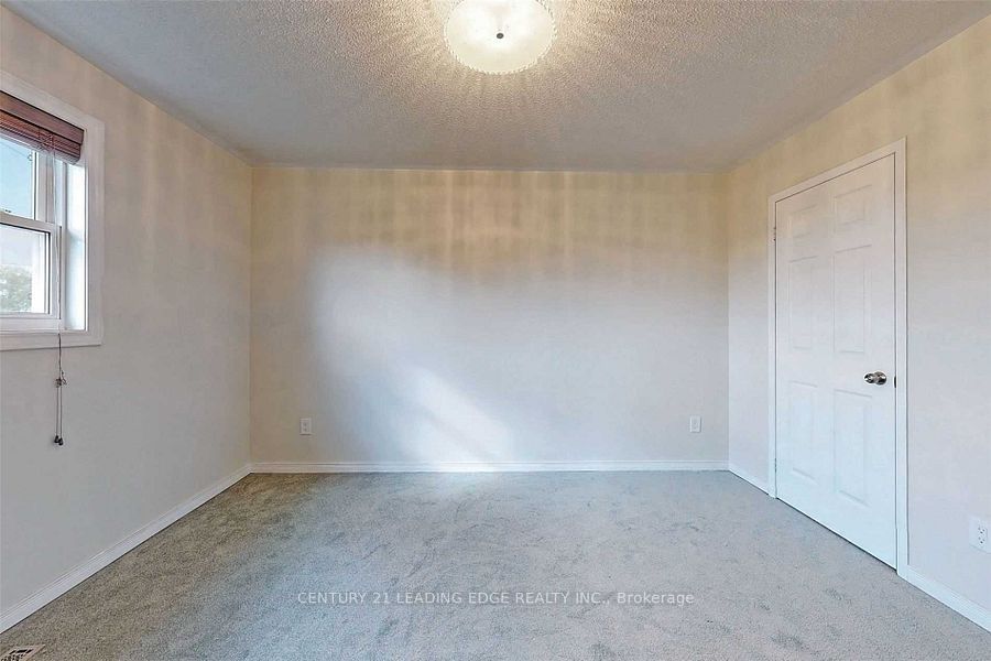 1566 Fieldgate Drive Property Photo 22