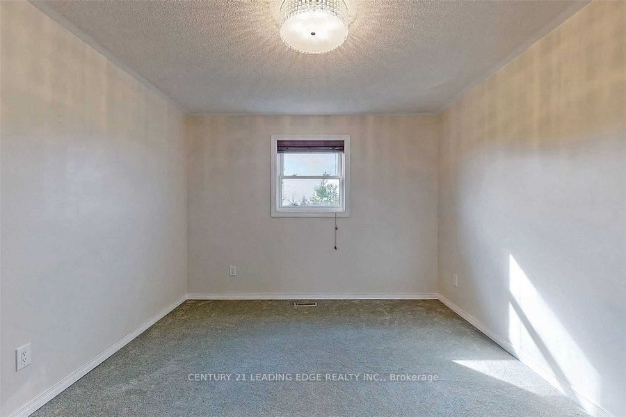 1566 Fieldgate Drive Property Photo 23