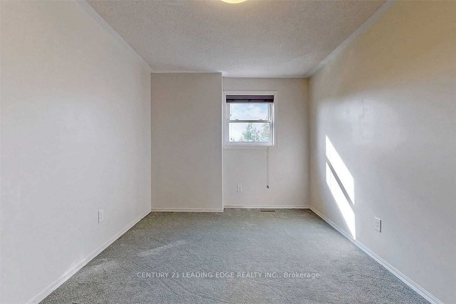 1566 Fieldgate Drive Property Photo 25