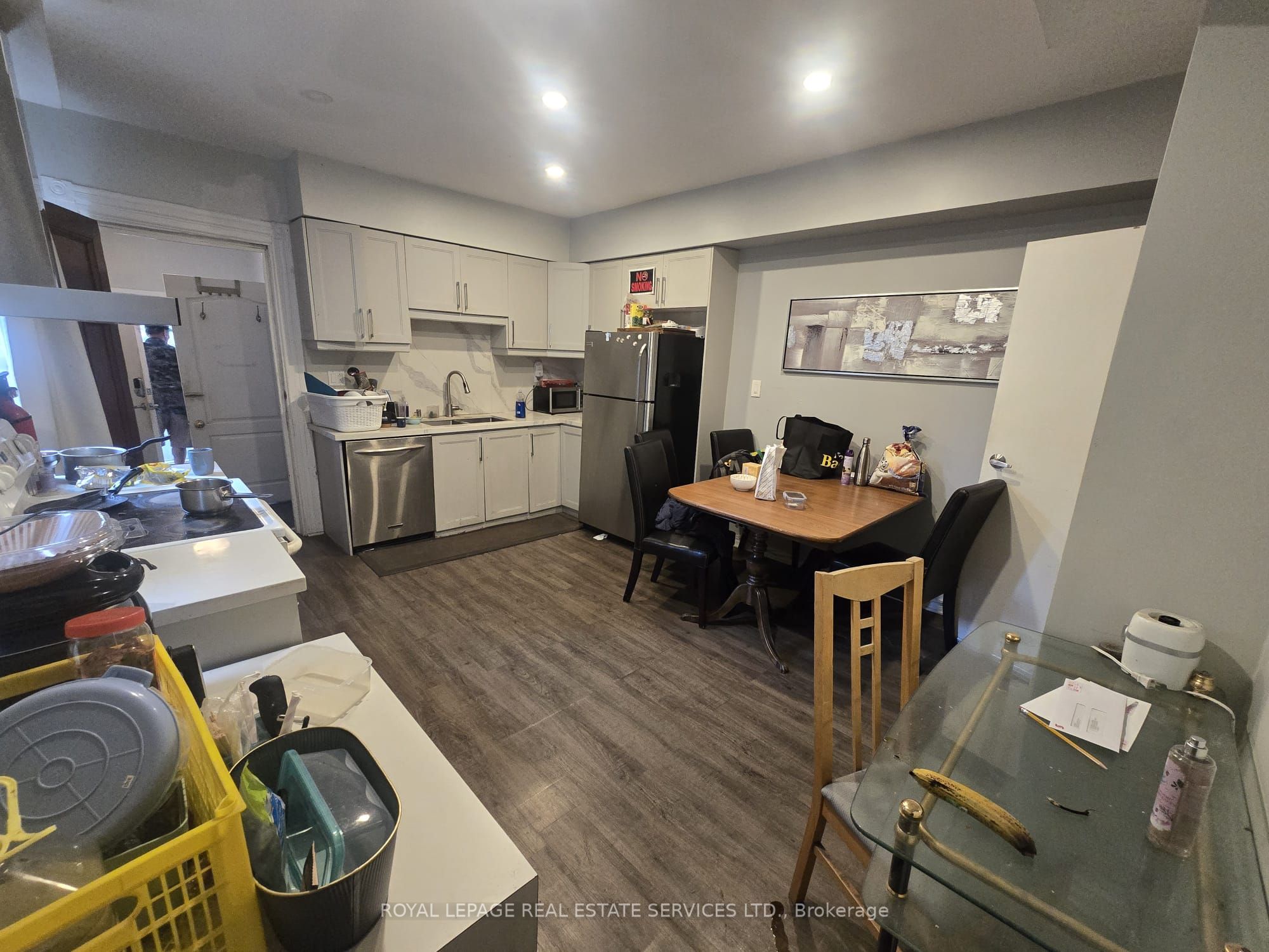 753 Gerrard Street E 2 Property Photo 8