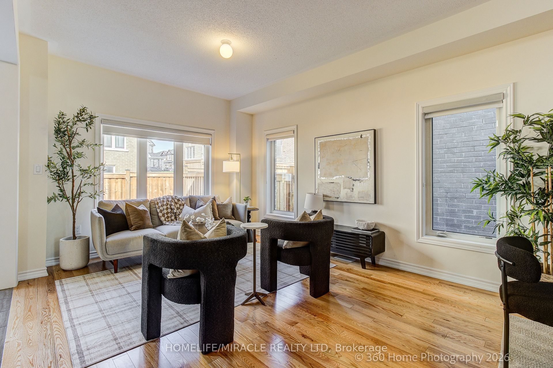 2528 Athena Path Property Photo 3