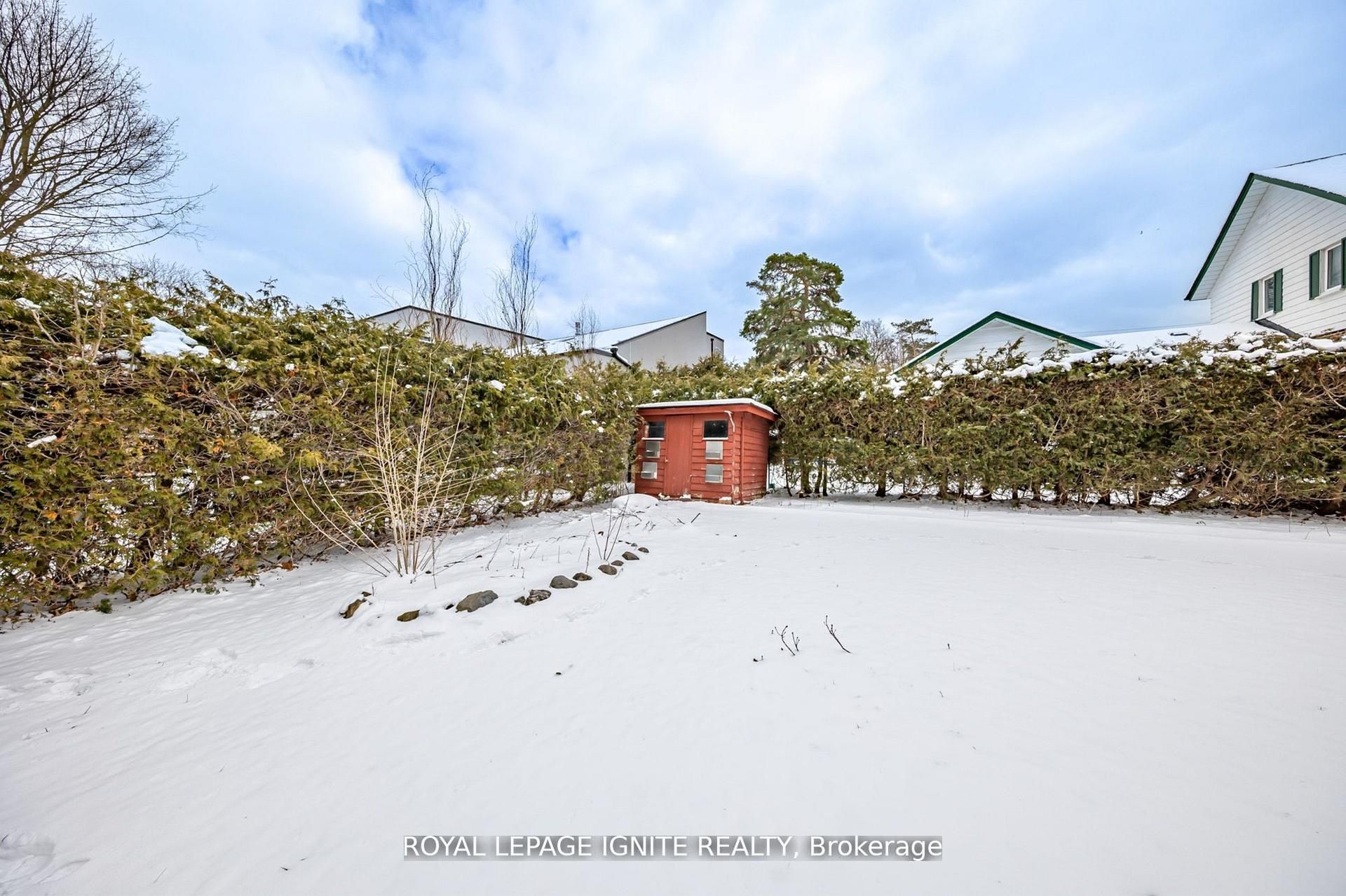 83 Deep Dene Drive Main Property Photo 10