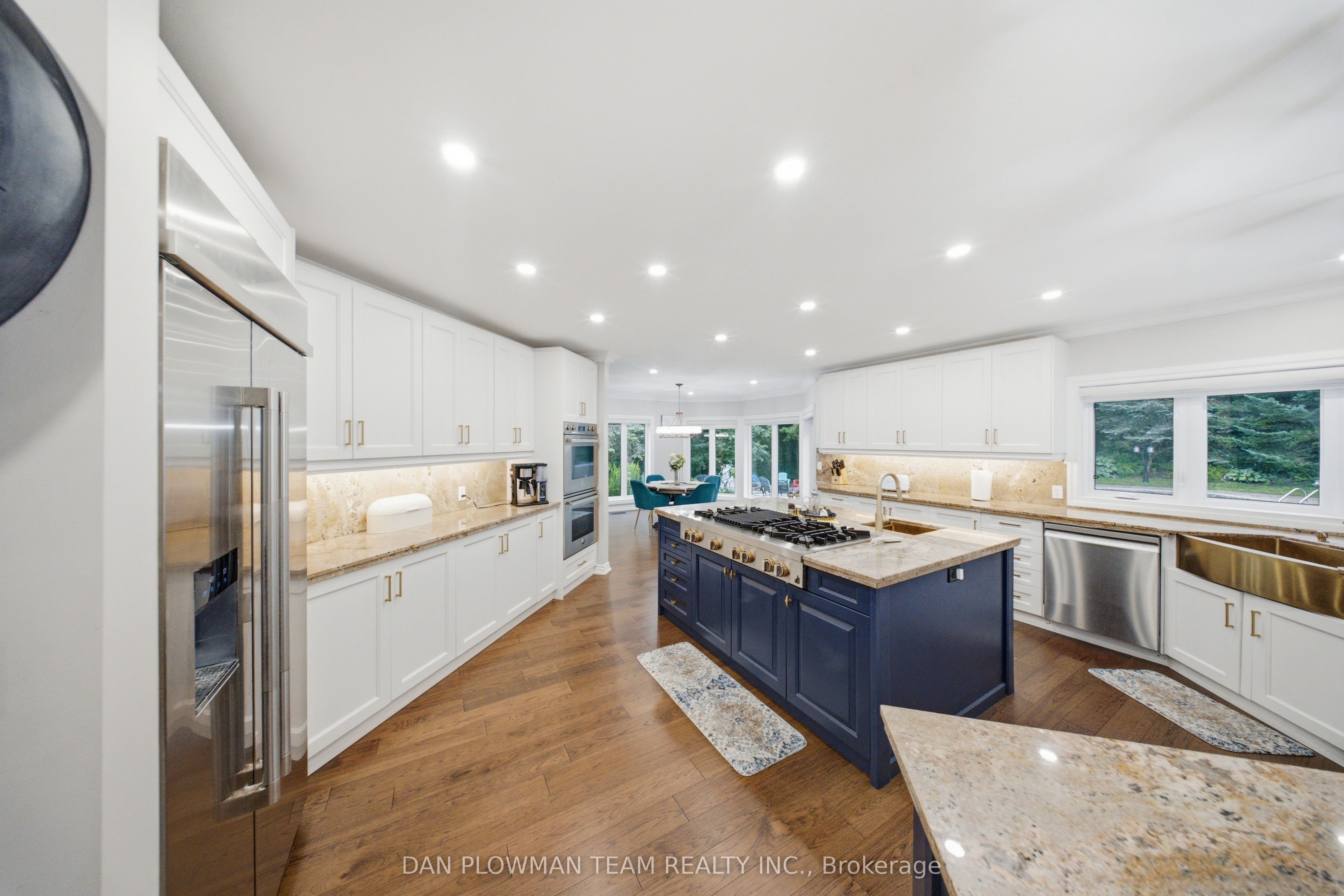 64 Woodbridge Circle Property Photo 8