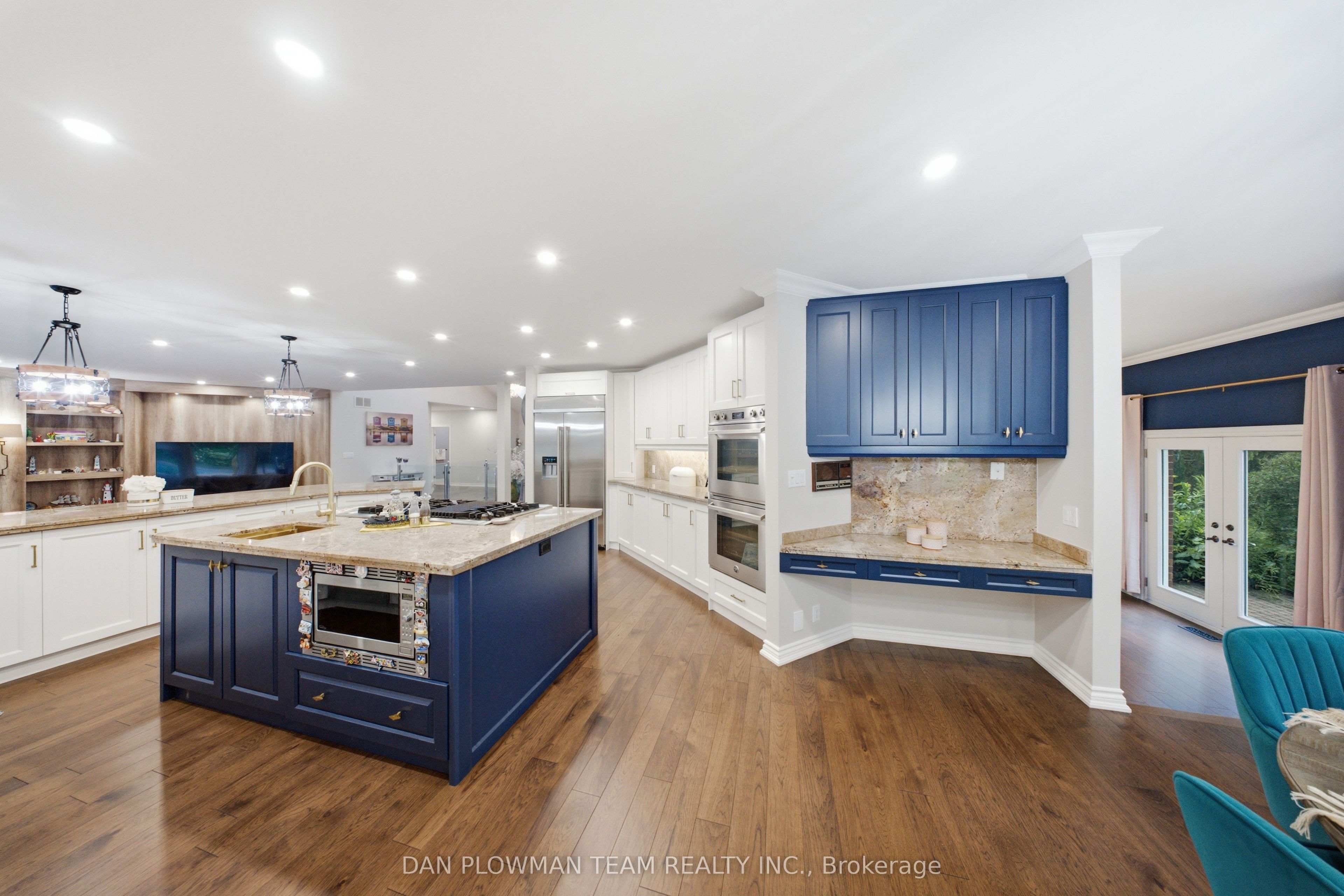64 Woodbridge Circle Property Photo 10