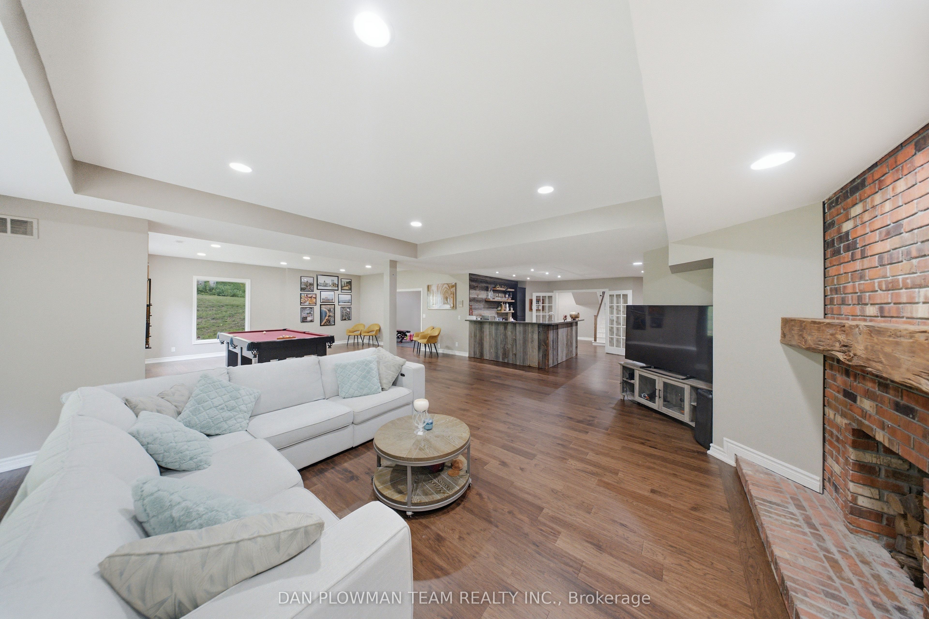 64 Woodbridge Circle Property Photo 38