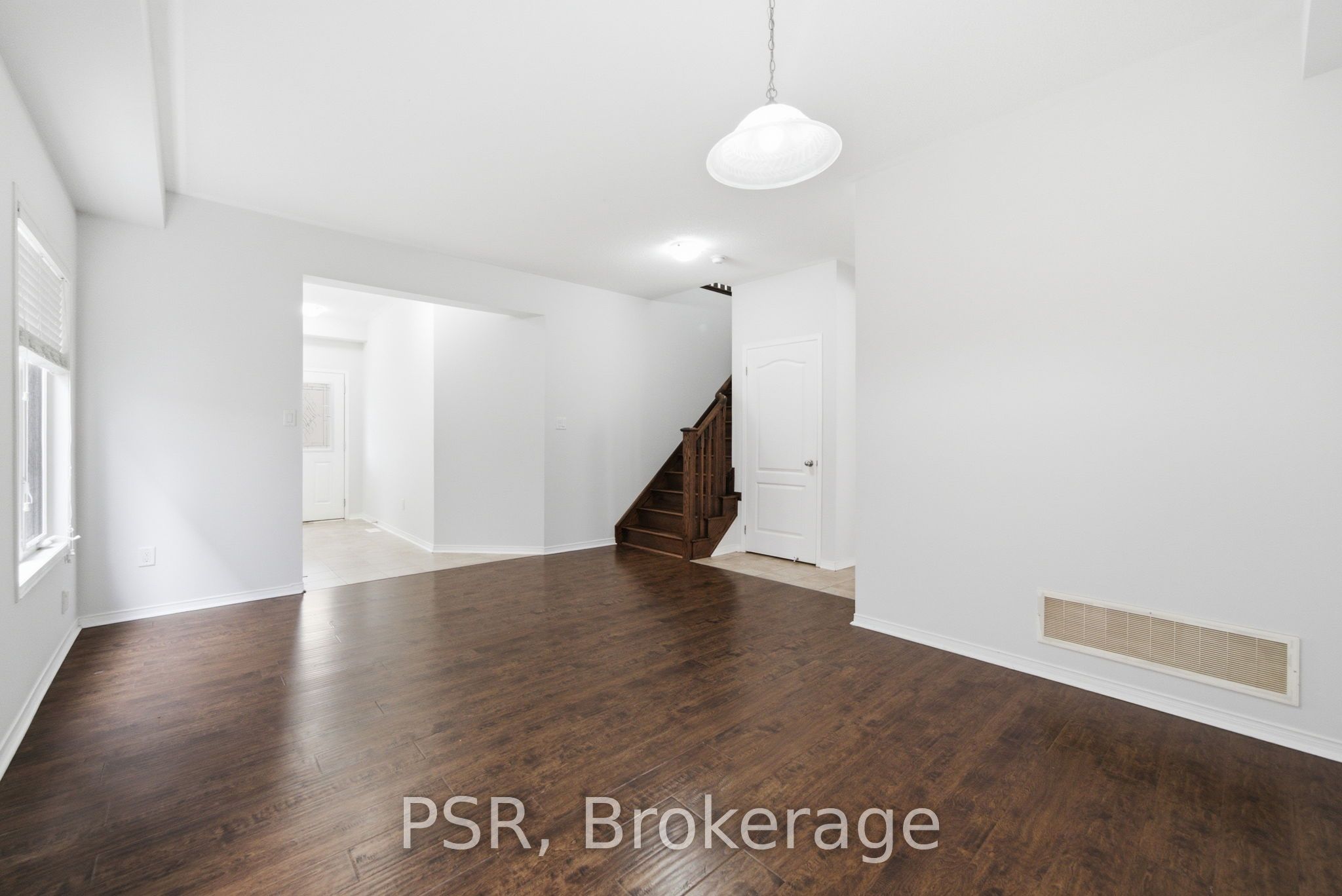 774 Mccue Drive Property Photo 6