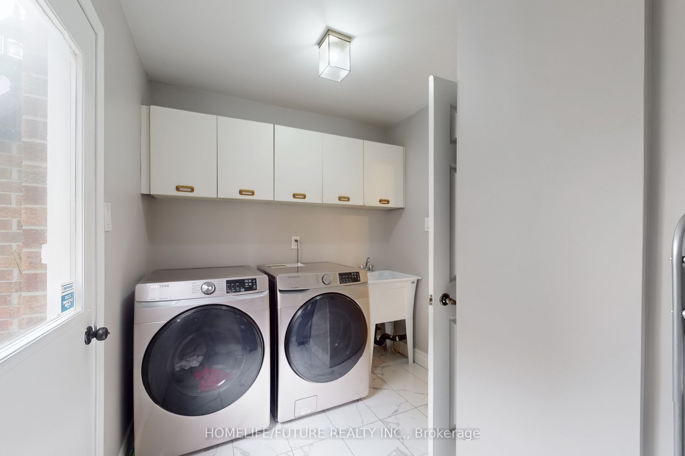 75 Calverley Trail Property Photo 19