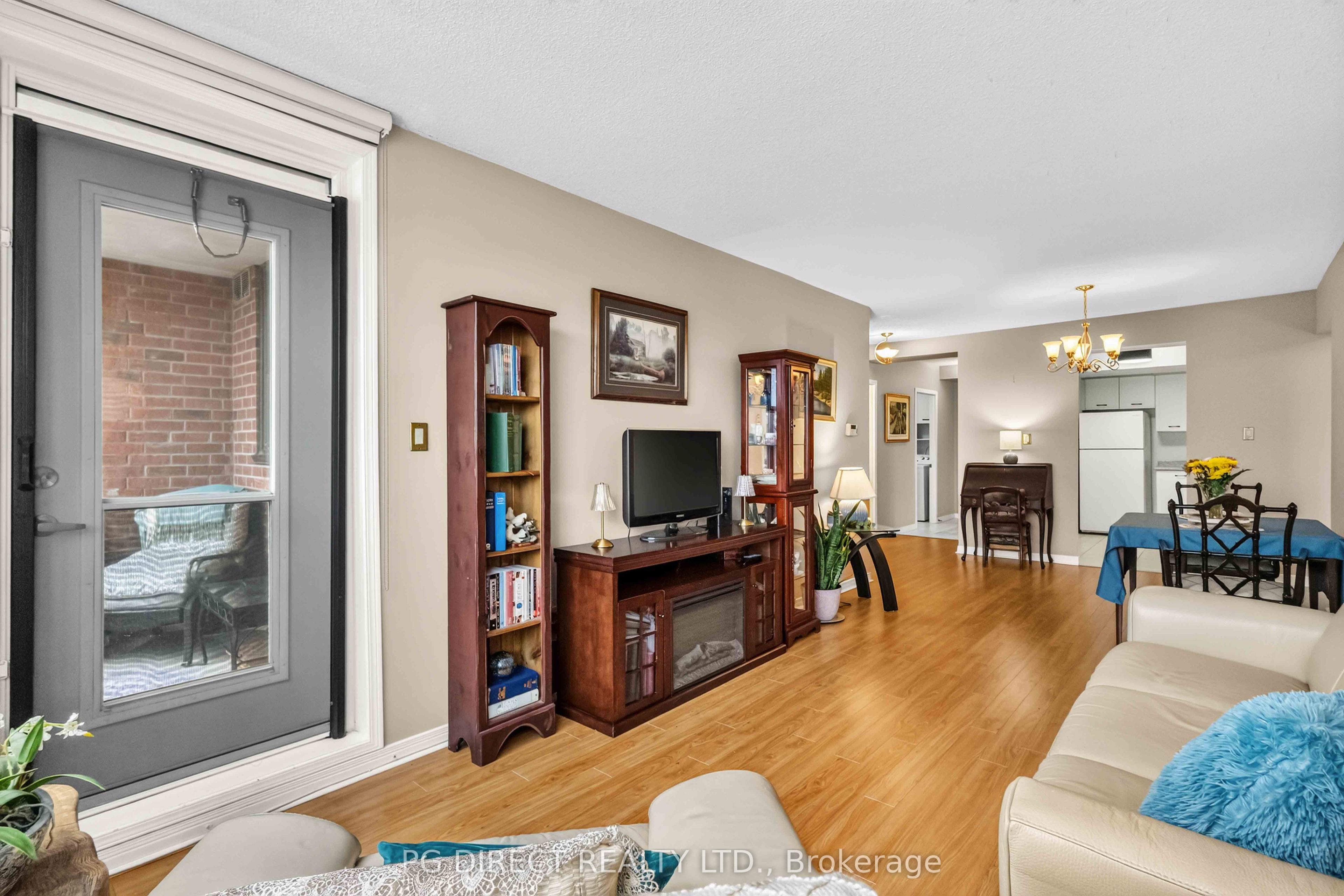 80 Athol Street E 604 Property Photo 4