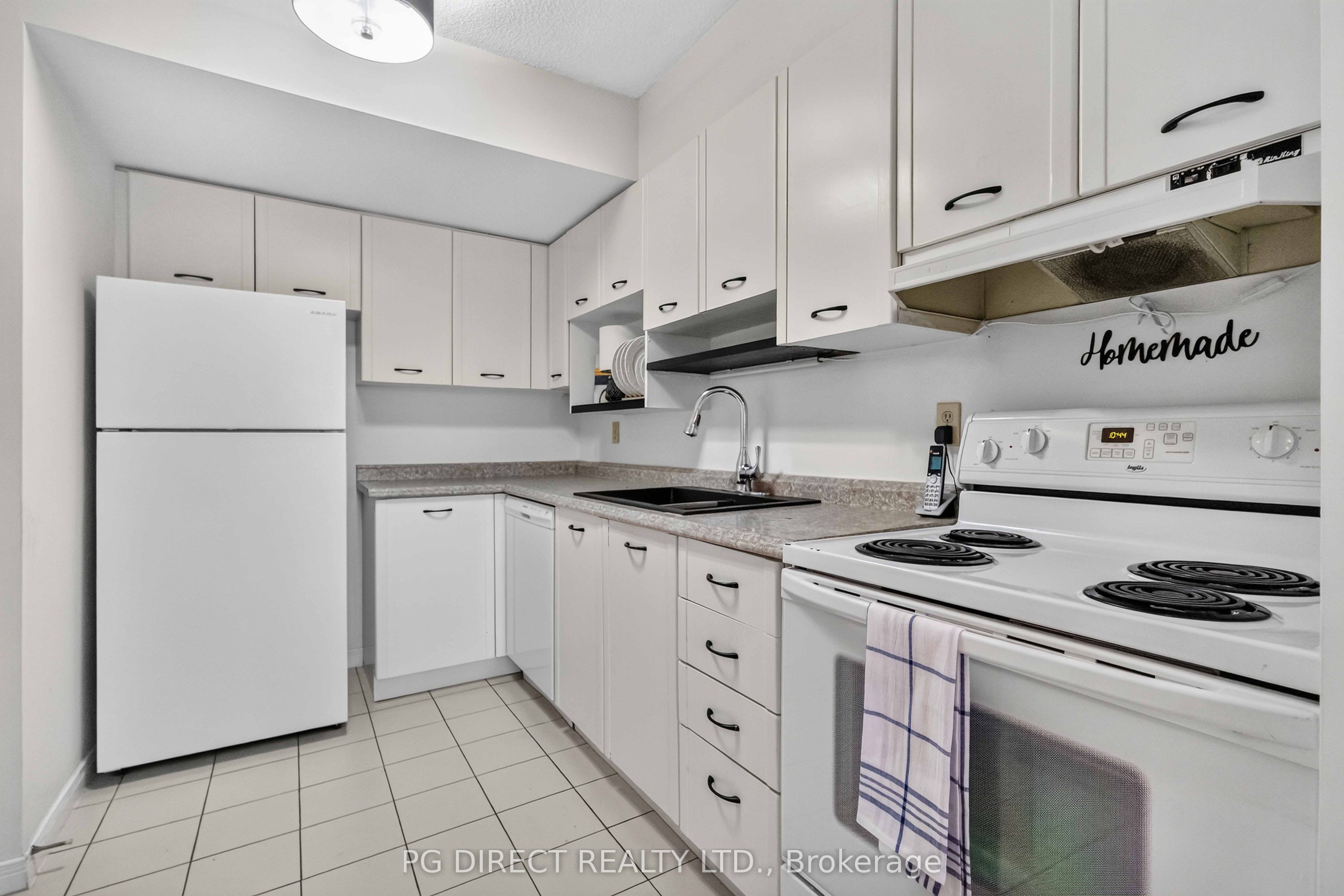 80 Athol Street E 604 Property Photo 7