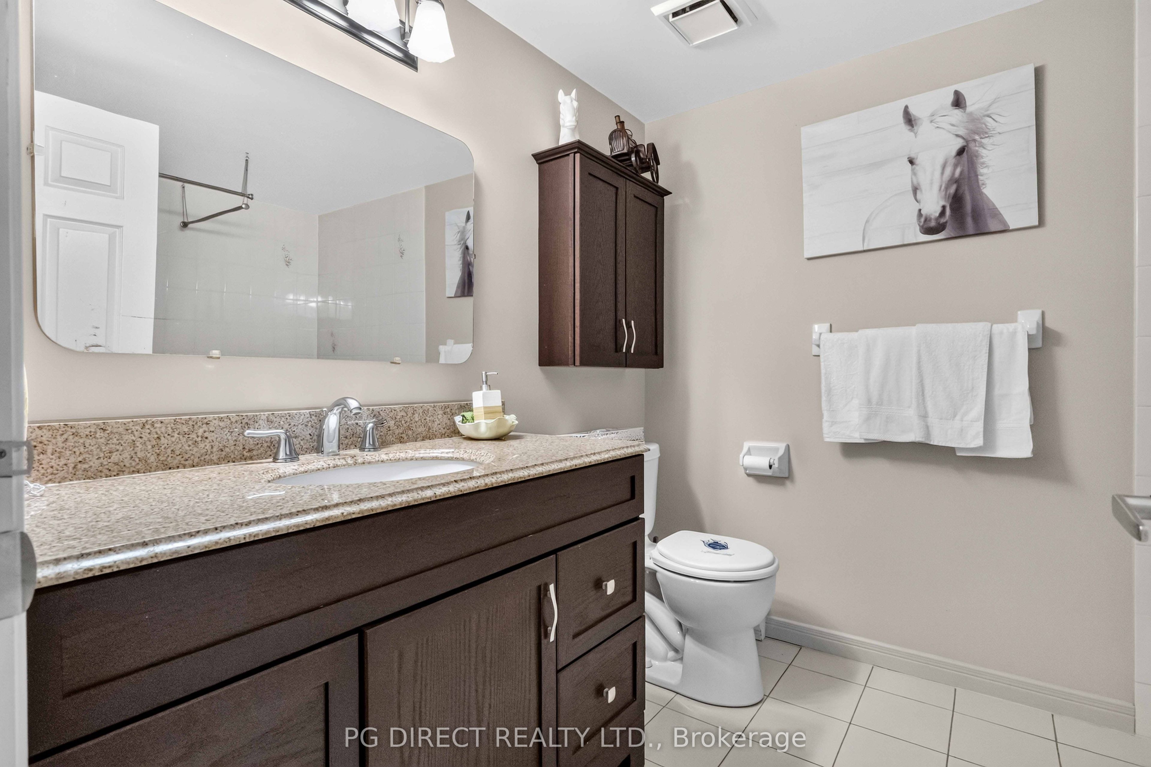 80 Athol Street E 604 Property Photo 11