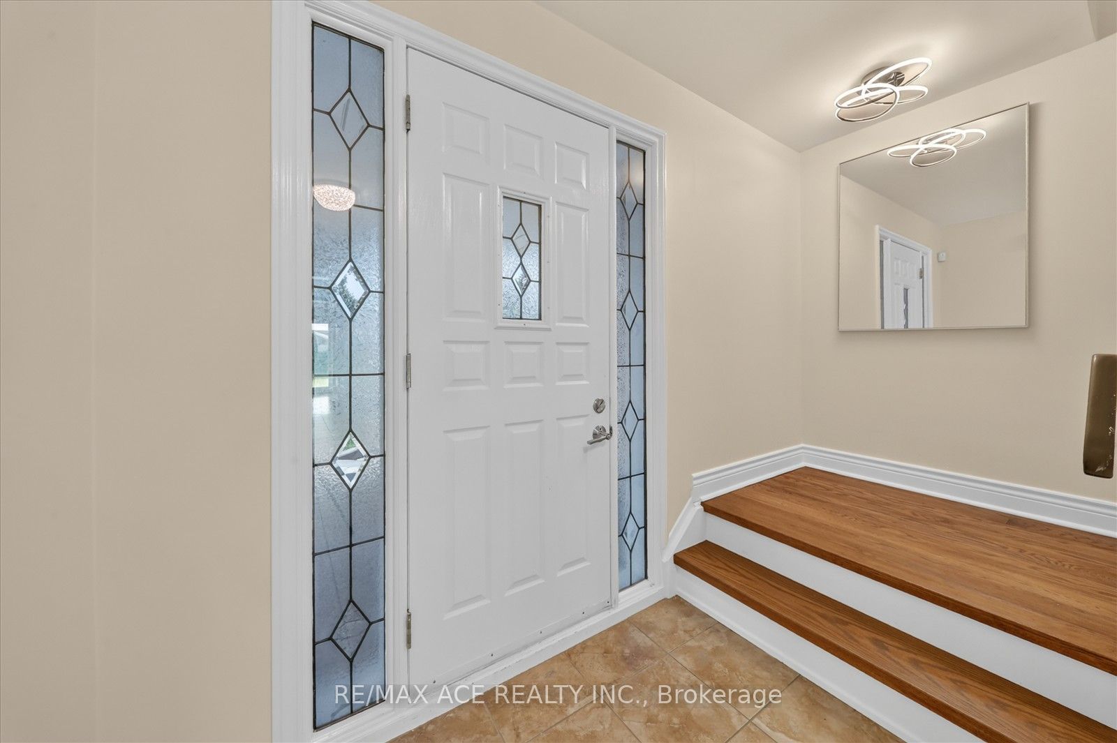 106 Portico Drive Property Photo 9