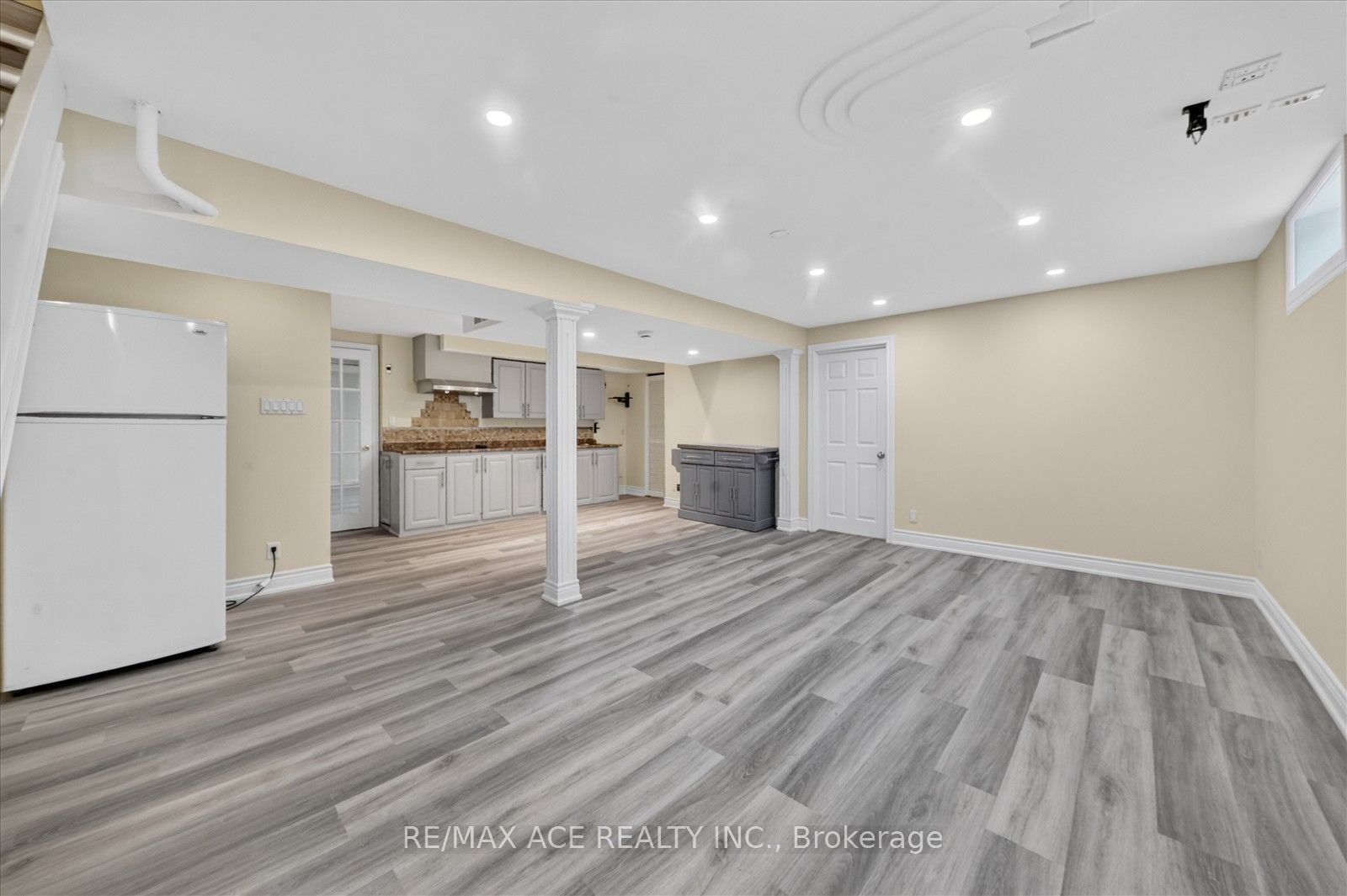 106 Portico Drive Property Photo 32