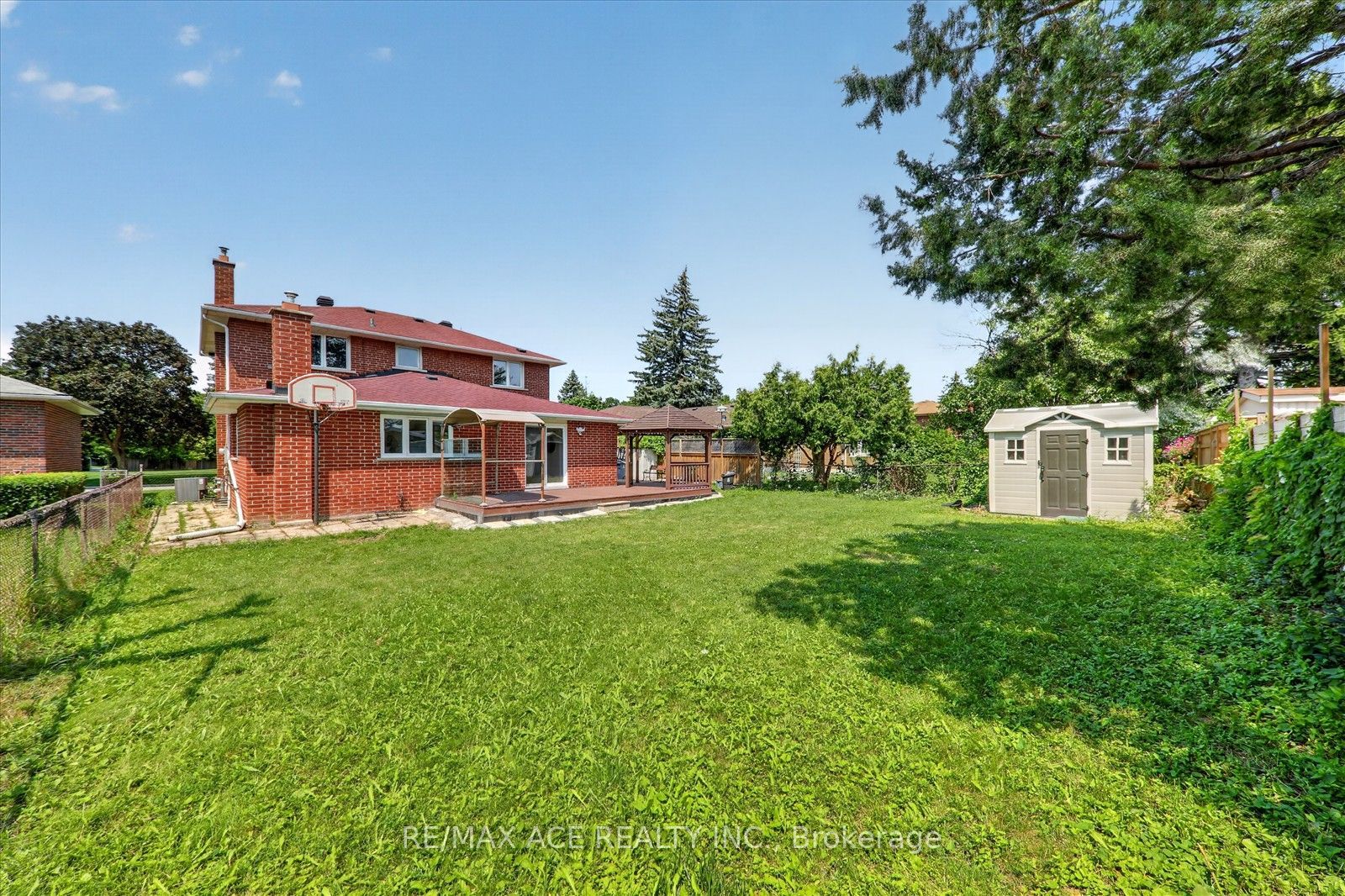 106 Portico Drive Property Photo 43