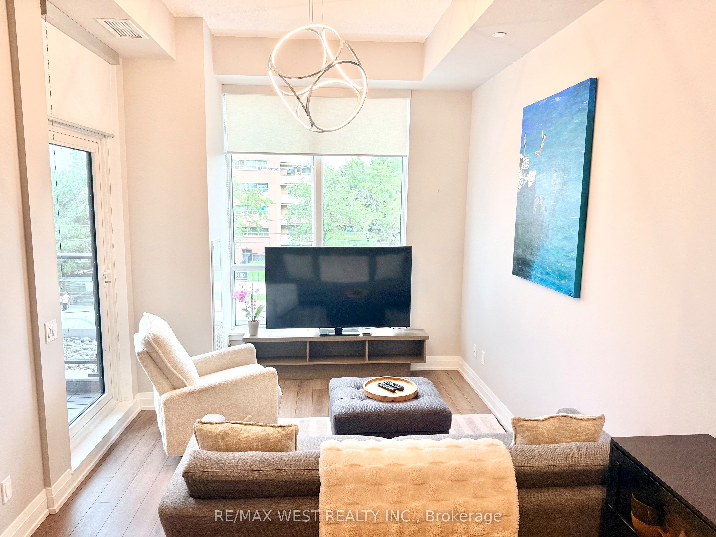 3121 Sheppard Avenue E 210 Property Photo 2