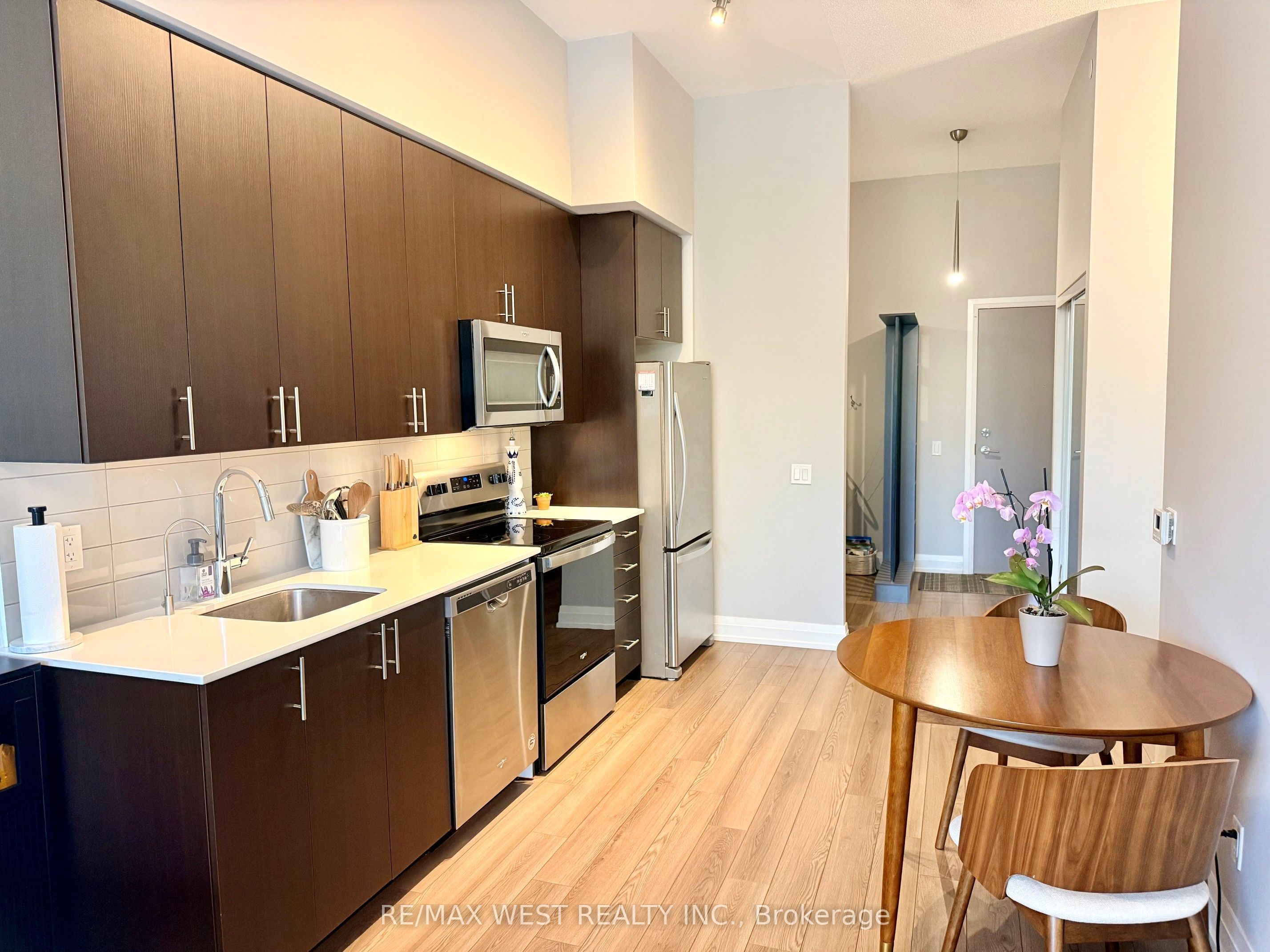 3121 Sheppard Avenue E 210 Property Photo 5