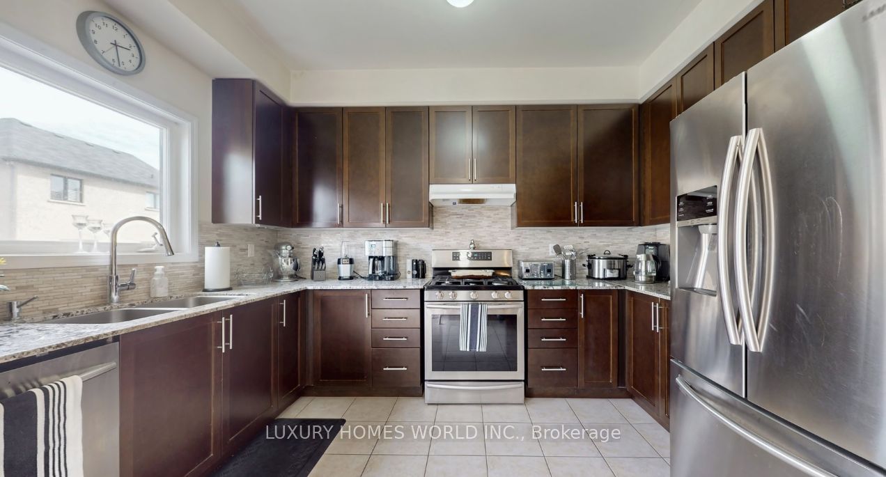 23 Edwin Carr Street Property Photo 6
