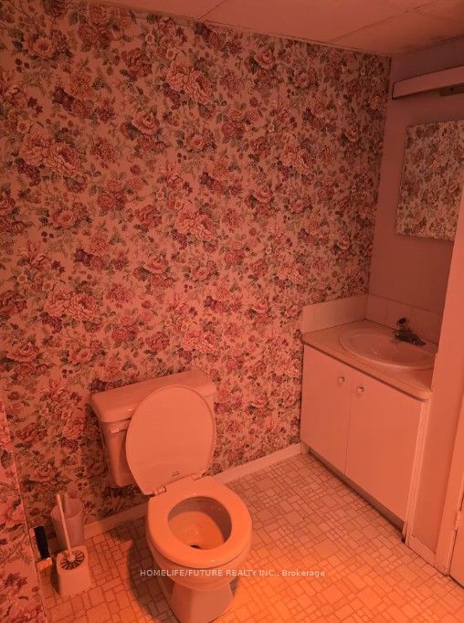 7 Stonehenge Crescent Property Photo 9