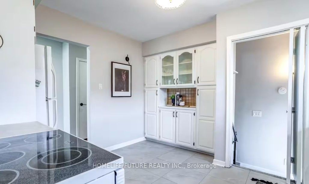 7 Stonehenge Crescent Property Photo 13
