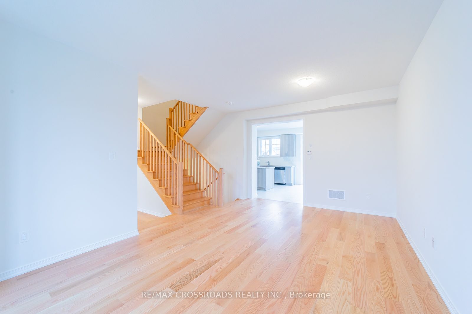 332 Coronation Road Property Photo 9