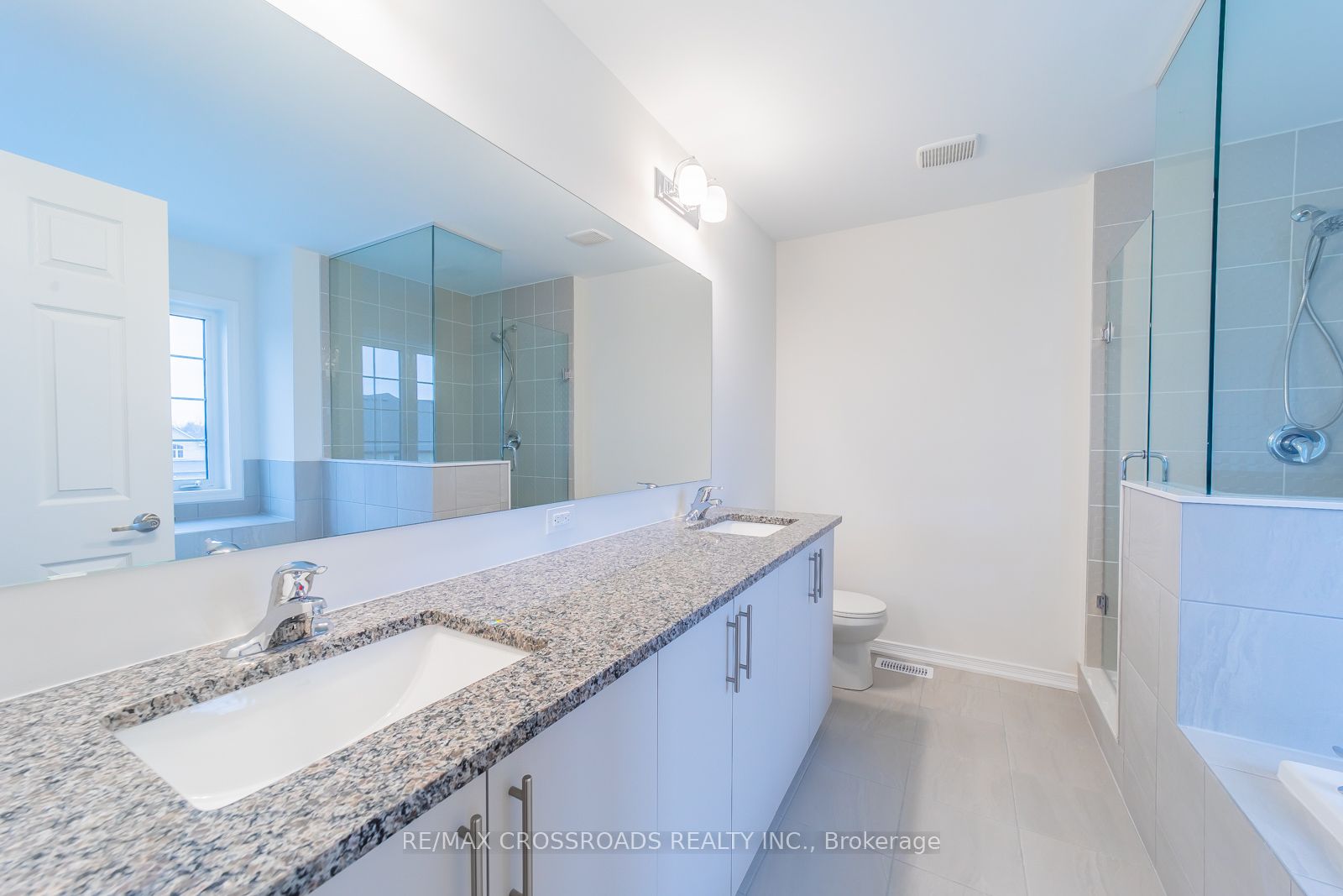 332 Coronation Road Property Photo 19