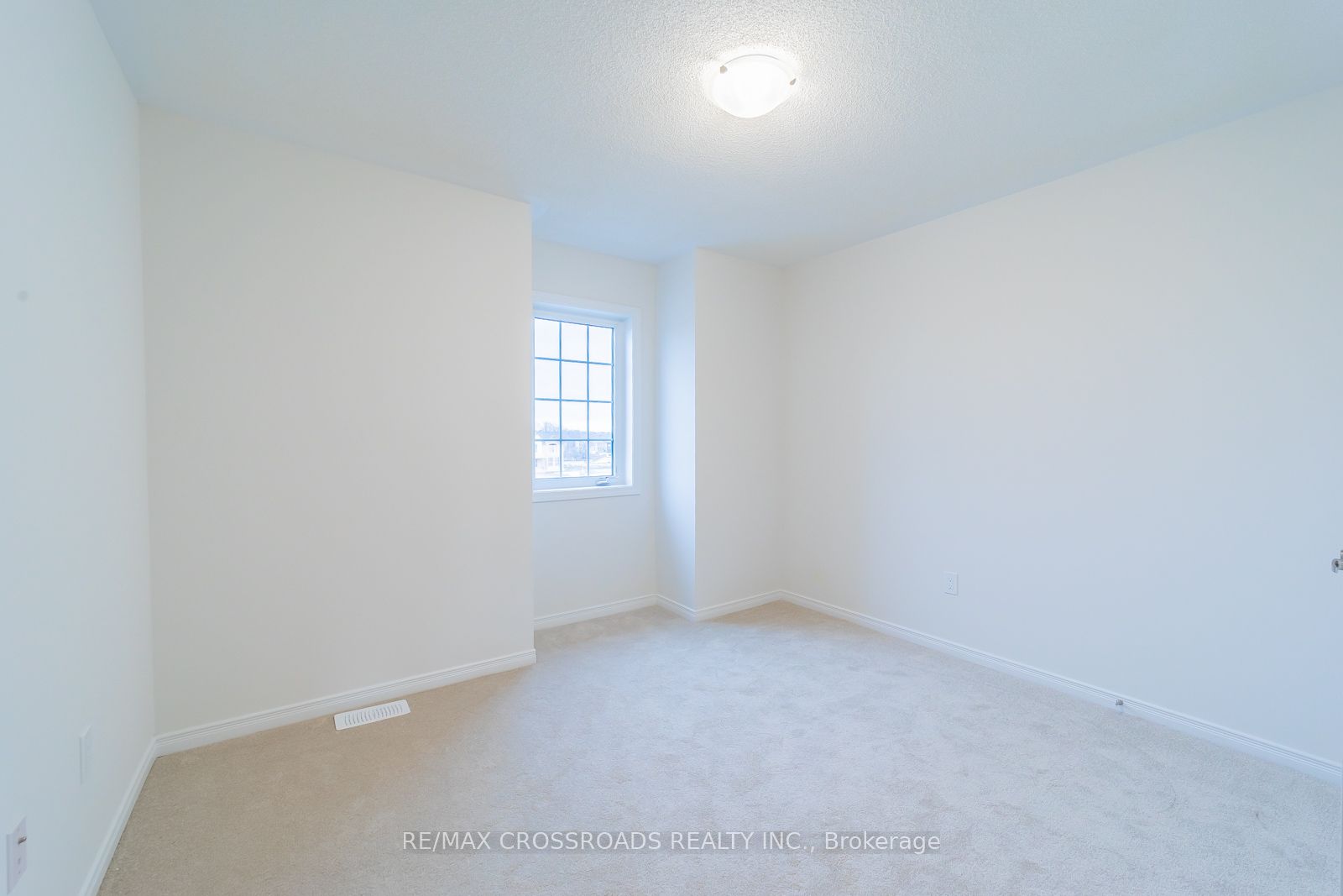332 Coronation Road Property Photo 24