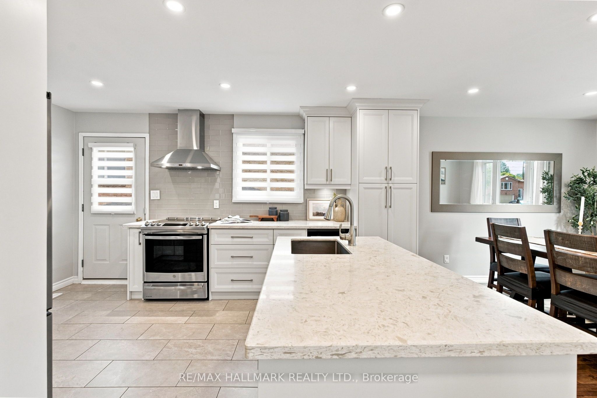 35 Downham Drive Property Photo 14