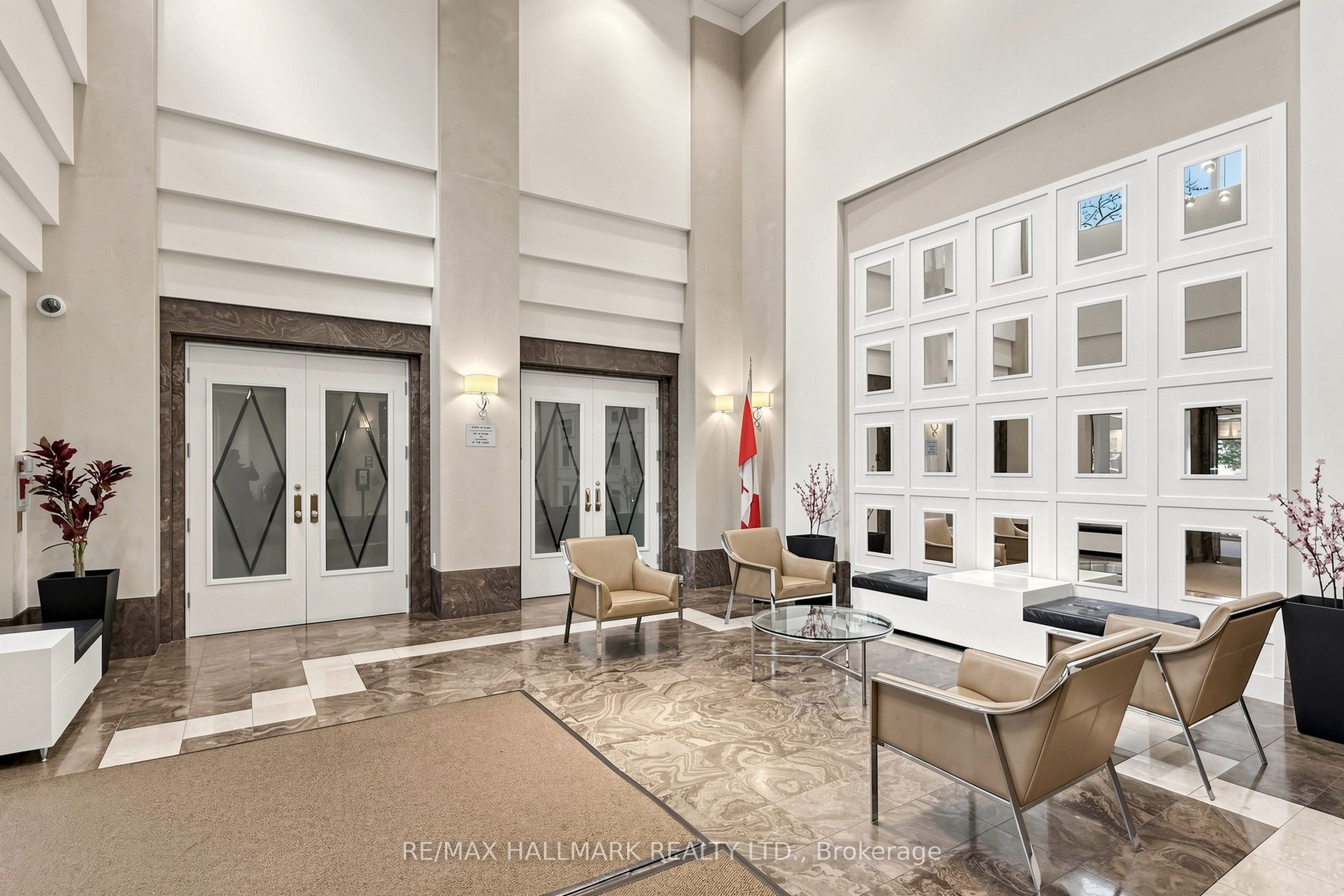 68 Corporate Drive 621 Property Photo 15
