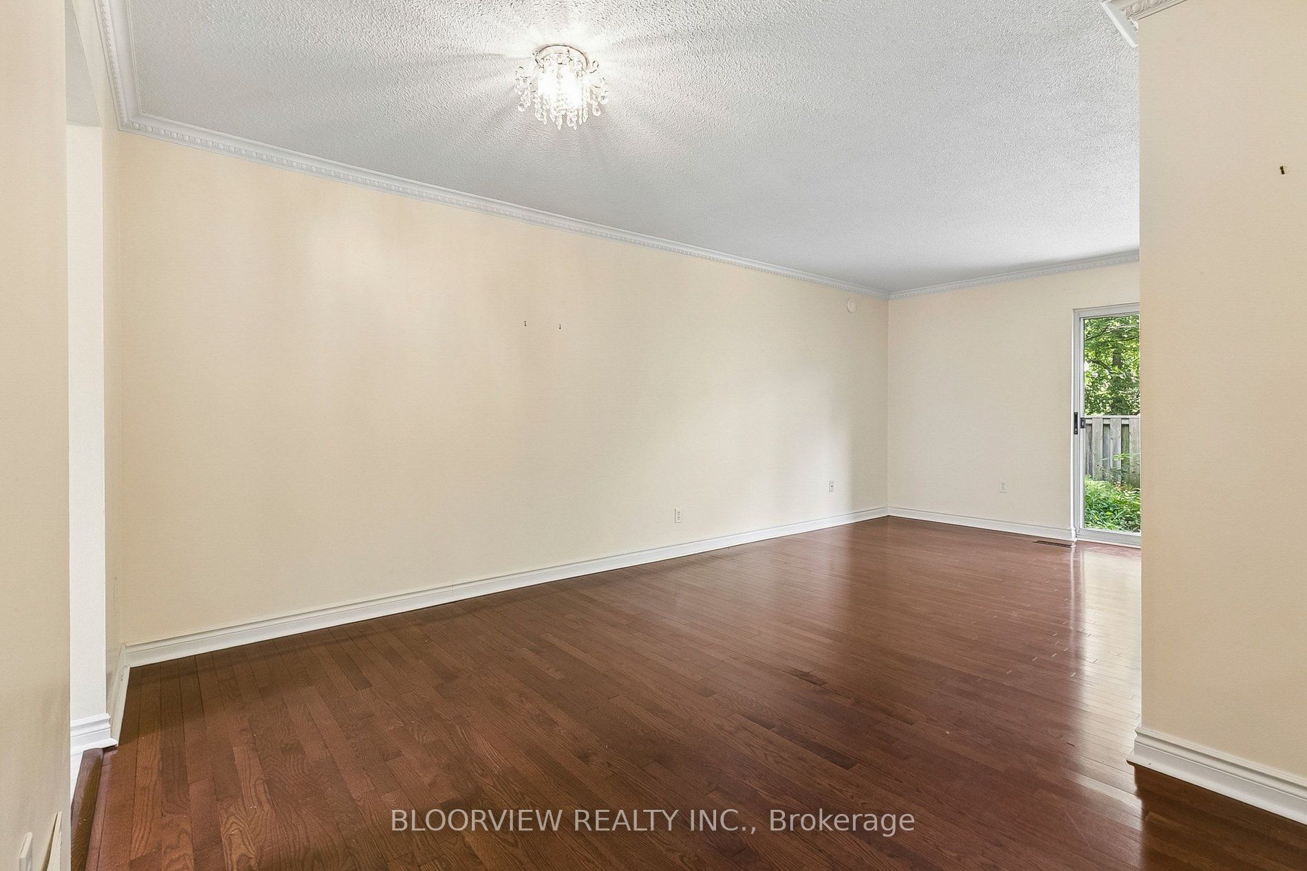 20 Brimwood Boulevard 57 Property Photo 5