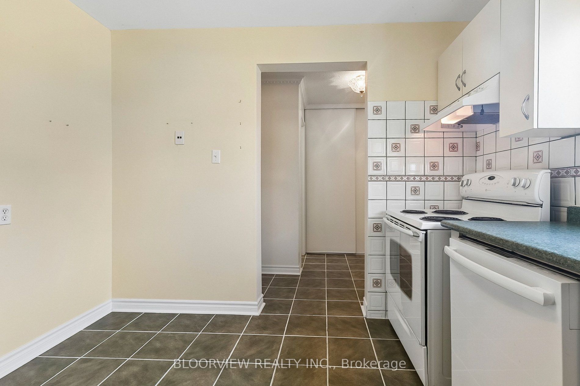 20 Brimwood Boulevard 57 Property Photo 14
