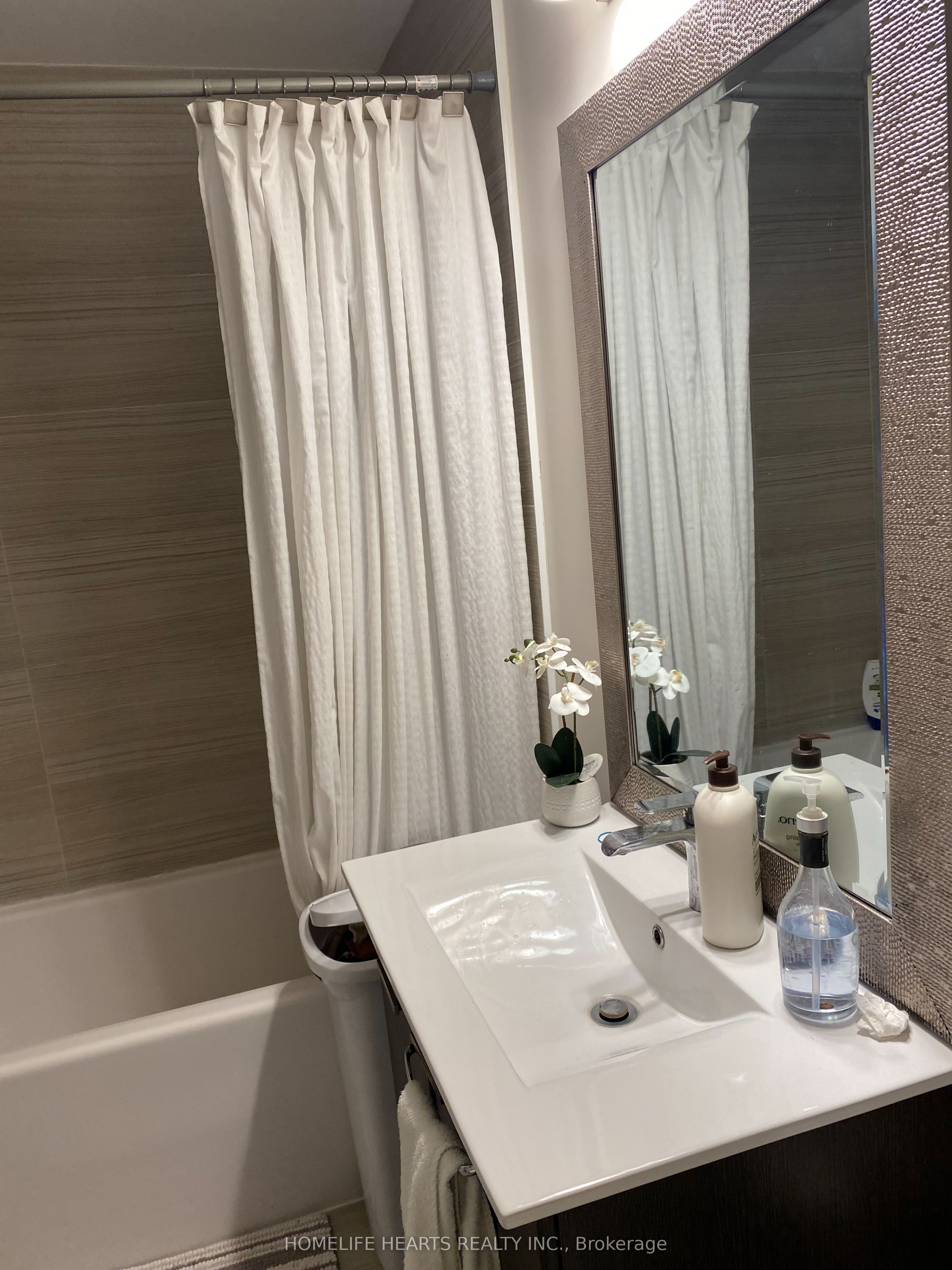 2152 Lawrence Avenue E 206 Property Photo 22