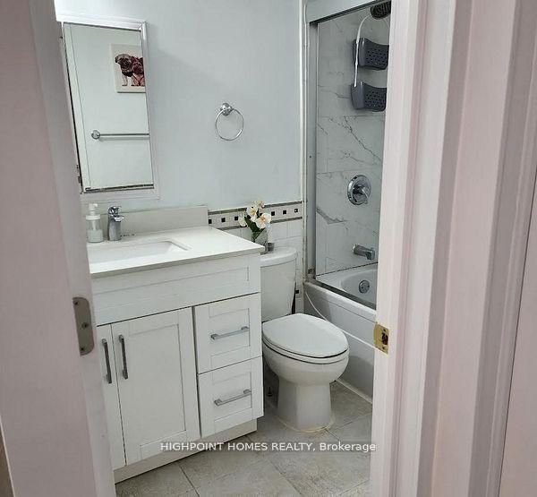 18 Valley Stream Drive Property Photo 11