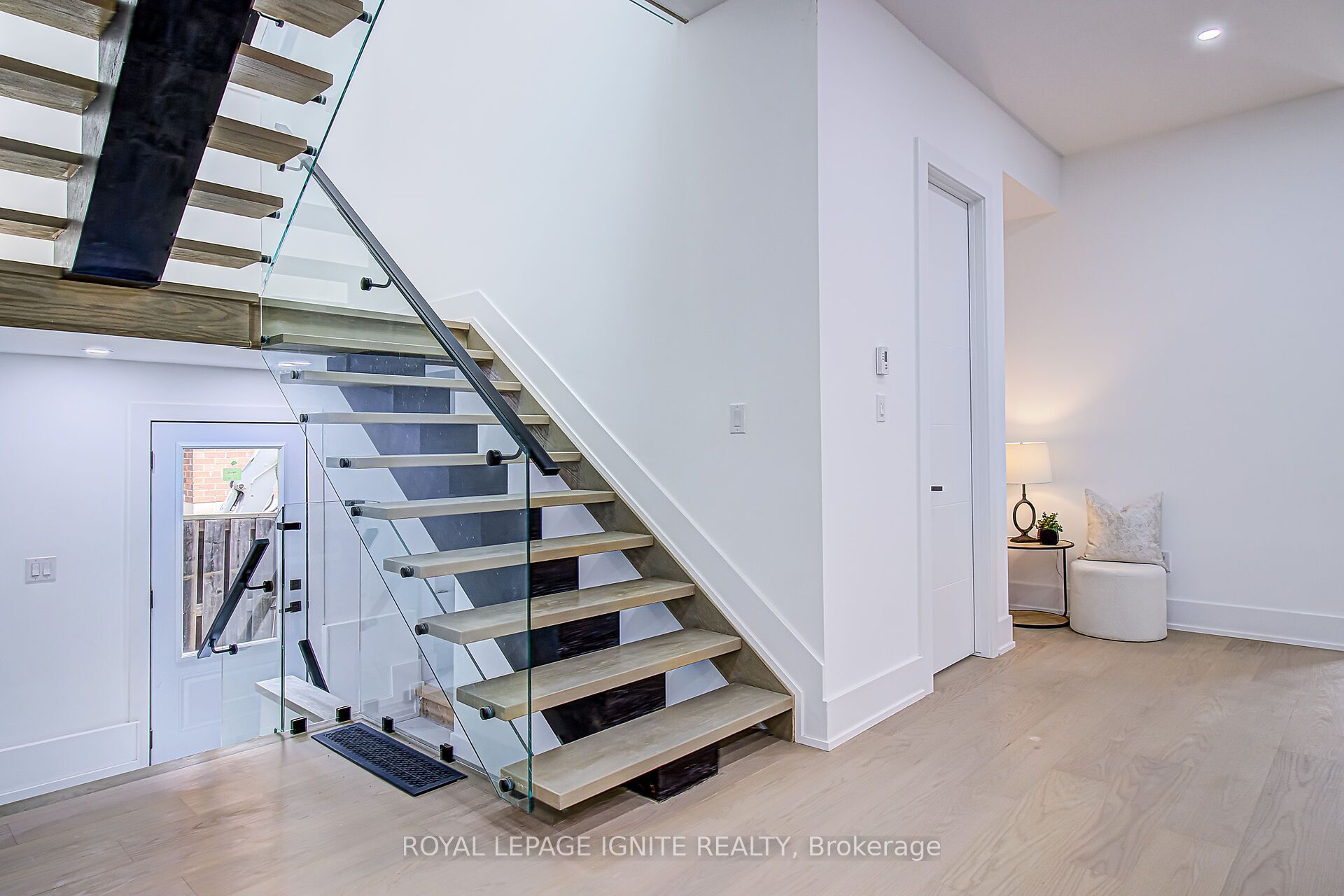 6 Mccowan Road Property Photo 20
