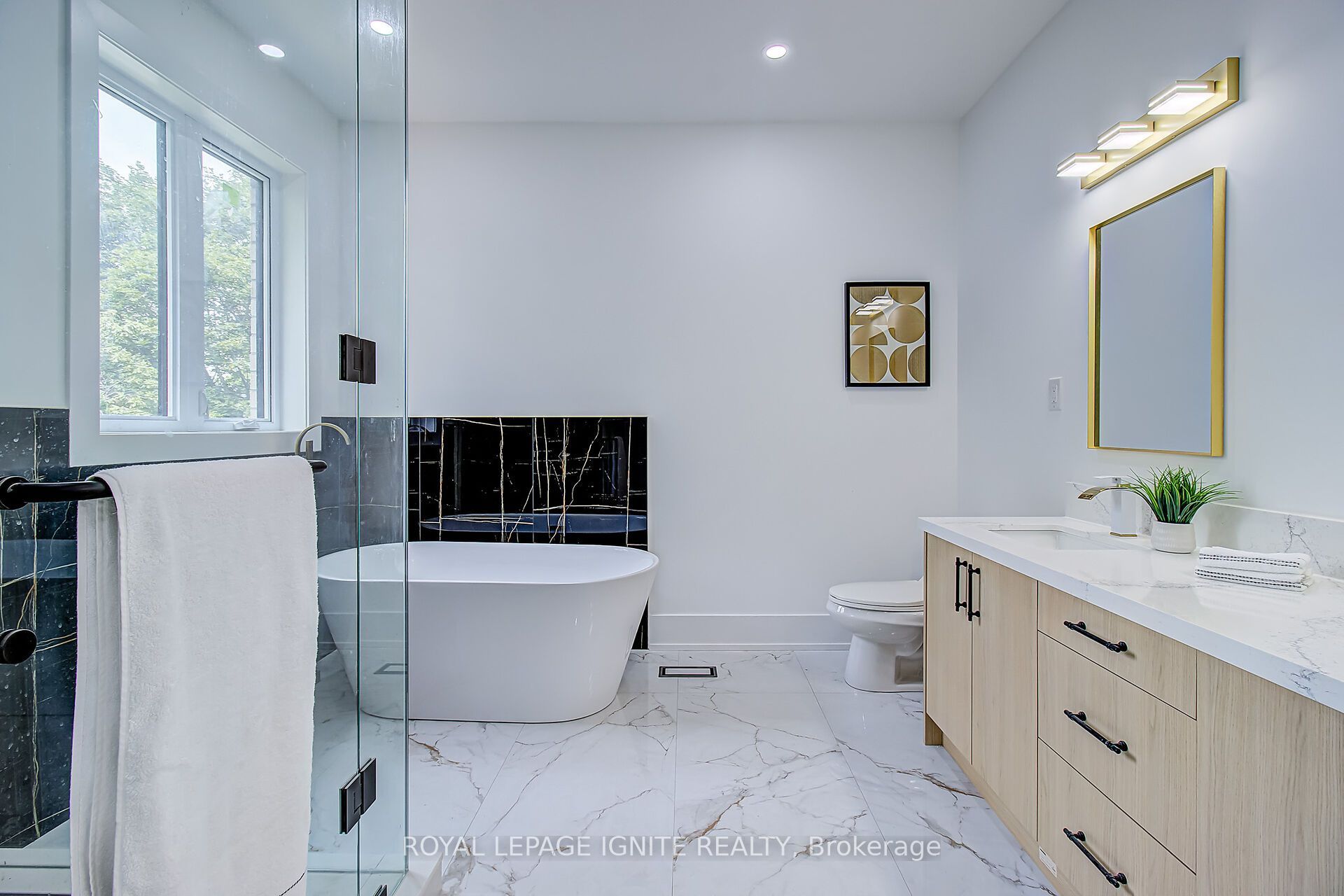 6 Mccowan Road Property Photo 23