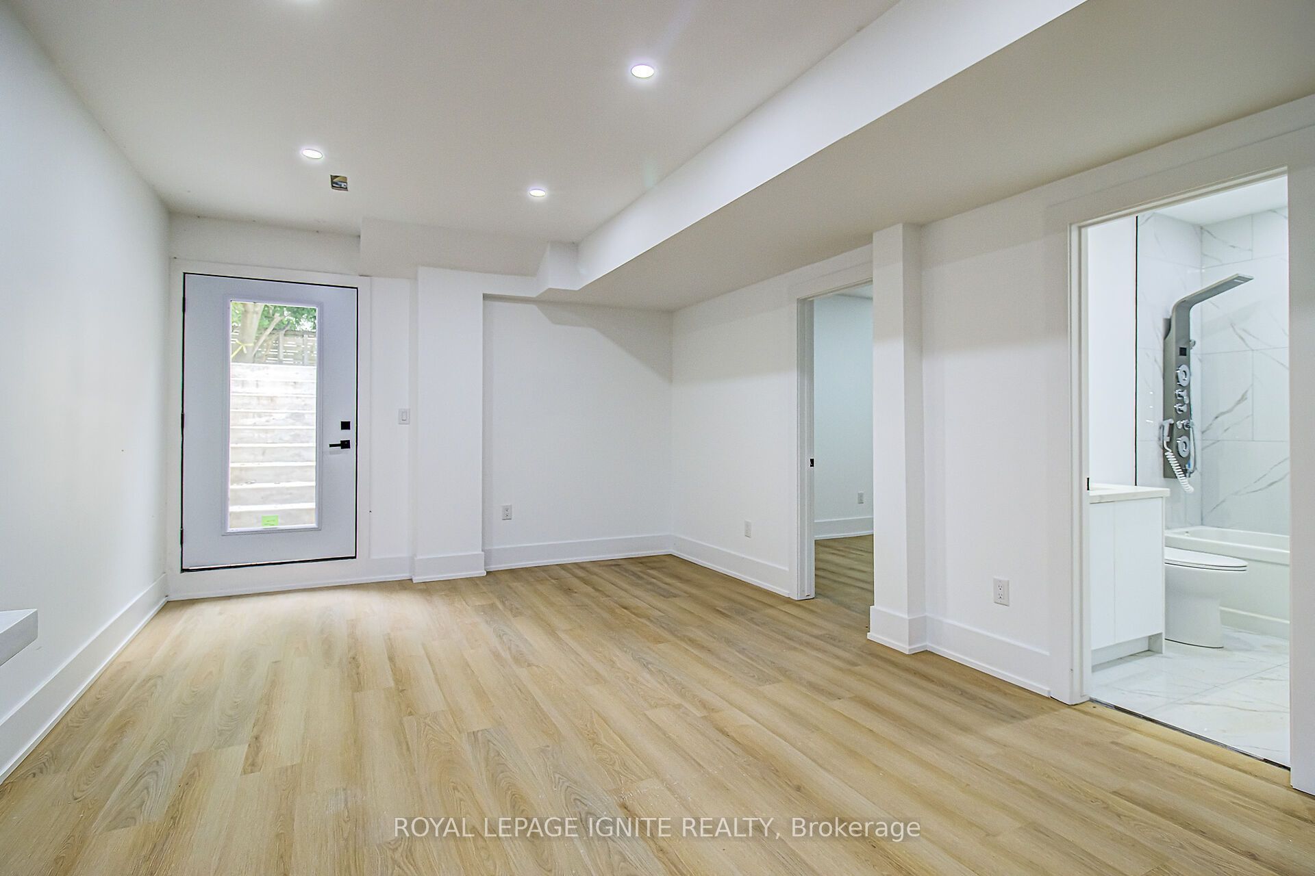 6 Mccowan Road Property Photo 43