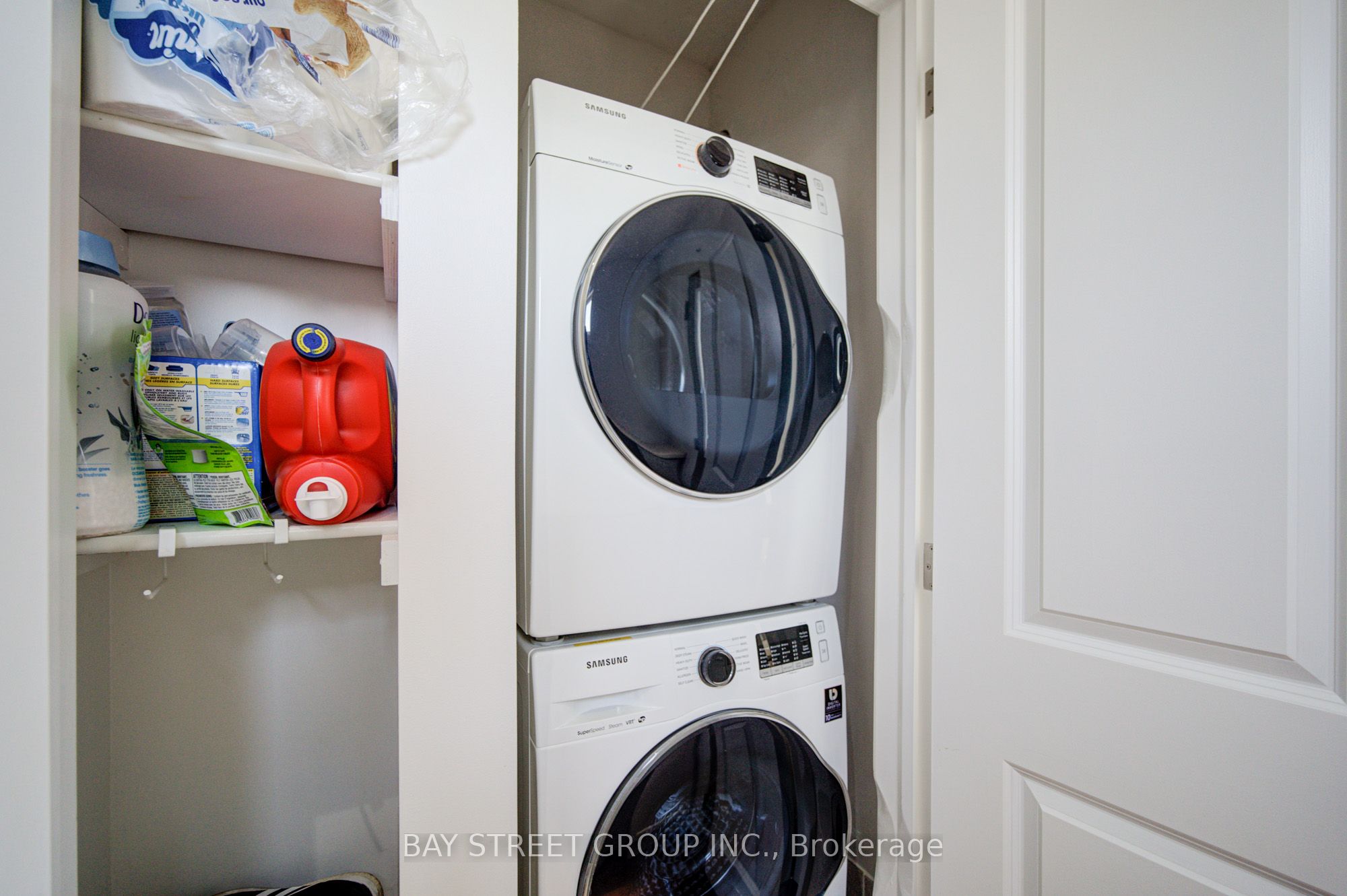 95 Hopedale Avenue Property Photo 33