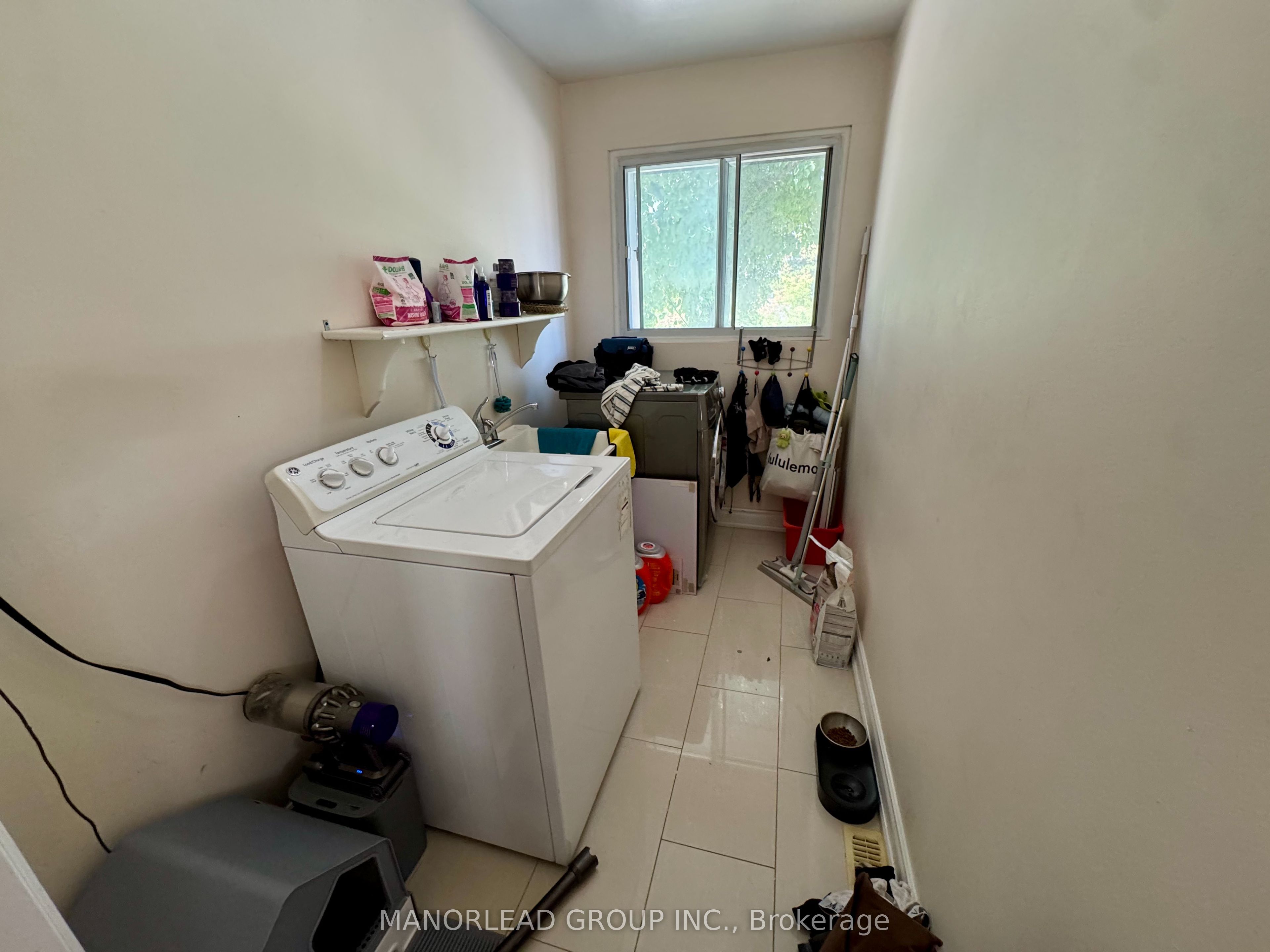 121 L'amoreaux Drive 31 Property Photo 6